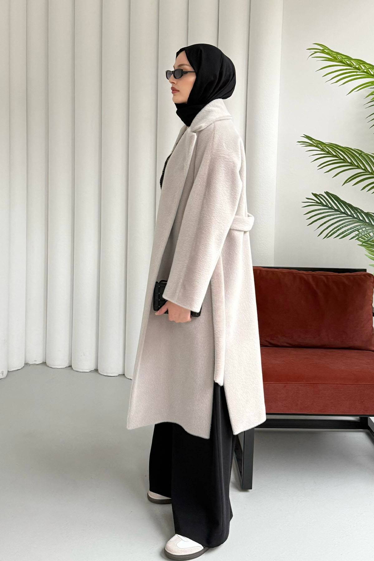 Yandan Yırtmaçlı Kuşaklı Kürk Kaban-VİZON