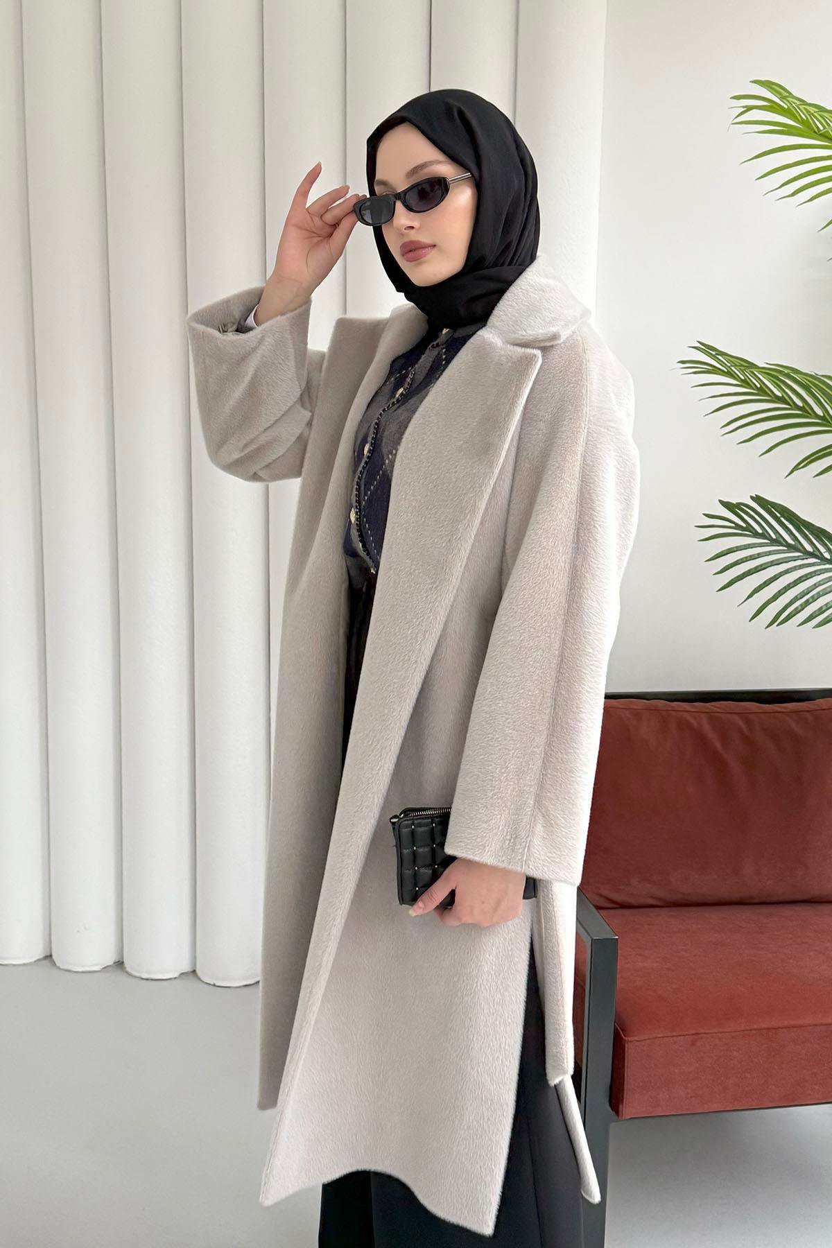 Yandan Yırtmaçlı Kuşaklı Kürk Kaban-VİZON