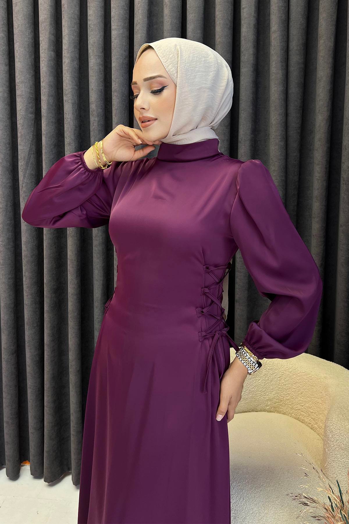 Yanları Bağlamalı Düz Saten Tesettür Elbise-MÜRDÜM