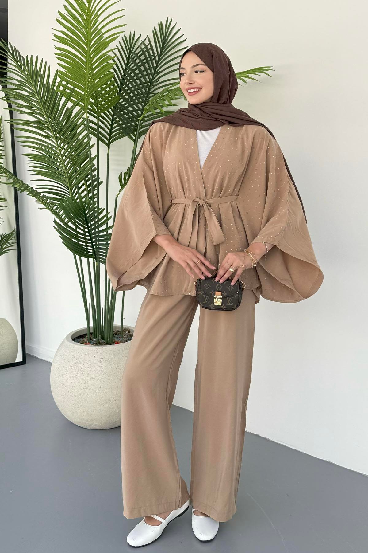 Yarasa Kol Taş Serpmeli Kimono Tesettür Takım-TOPRAK