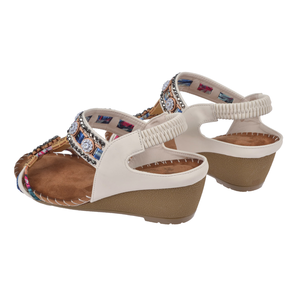 Guja Dolgu Taban Taşlı Kadın Sandalet GJ-15130 BEYAZ