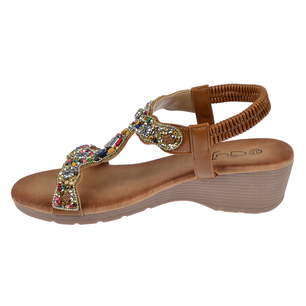 Guja Taş Detaylı 5Cm Dolgu Tabanlı Kadın Sandalet GJ-26Y226 CAMEL