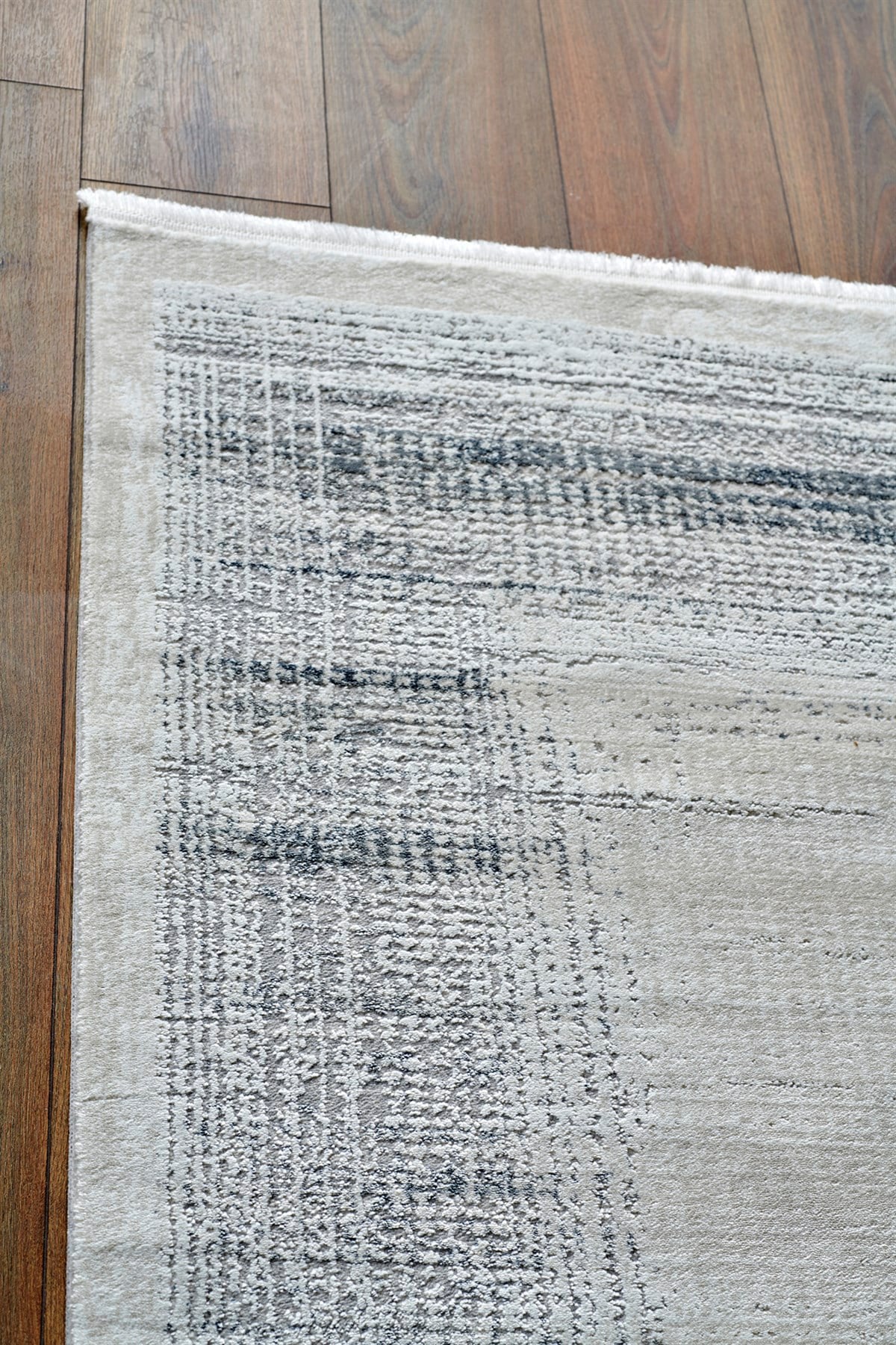 LAGOS LGS 08 CREAM SILVER XW  Hav Toz Vermez Yıkanabilir Eskitme Desenli Modern Makine Halısı