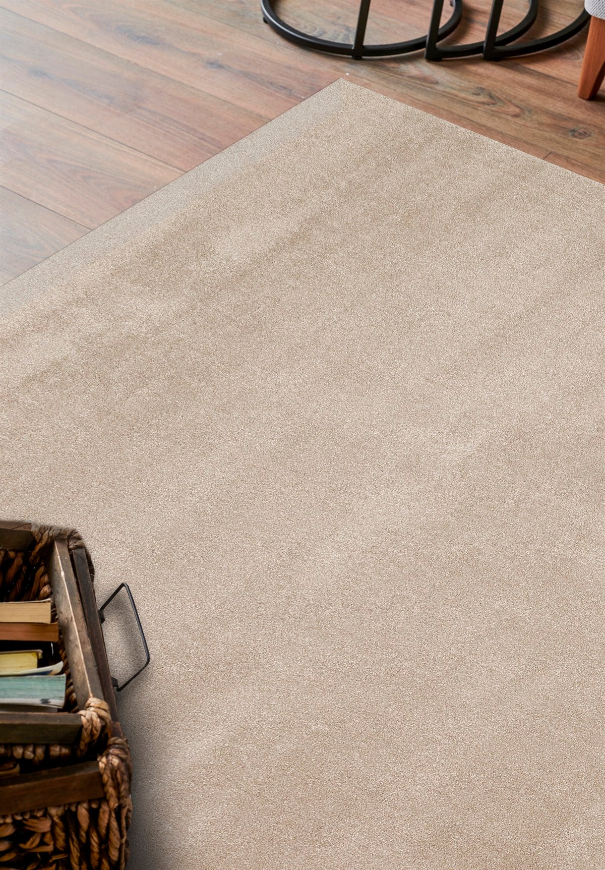 LOTTO LT PLAIN BEIGE  Hav Toz Vermez Modern Sade Desenli Makine Halısı
