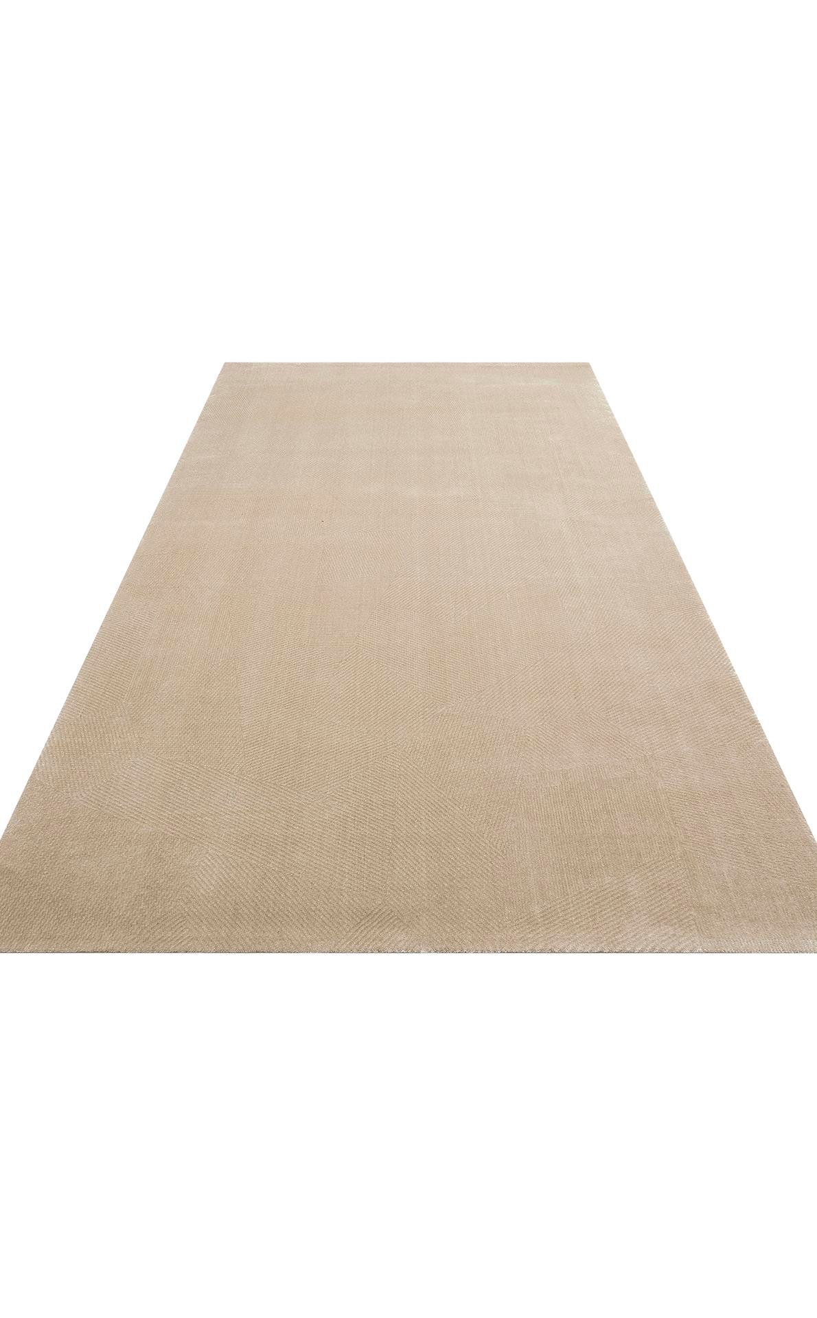 MAJESTY MJ 04 BEIGE  Düz Desenli El Emeği ile Özel Tezgahlarda Üretilen Yün Viskon Tencel Uşak Halısı