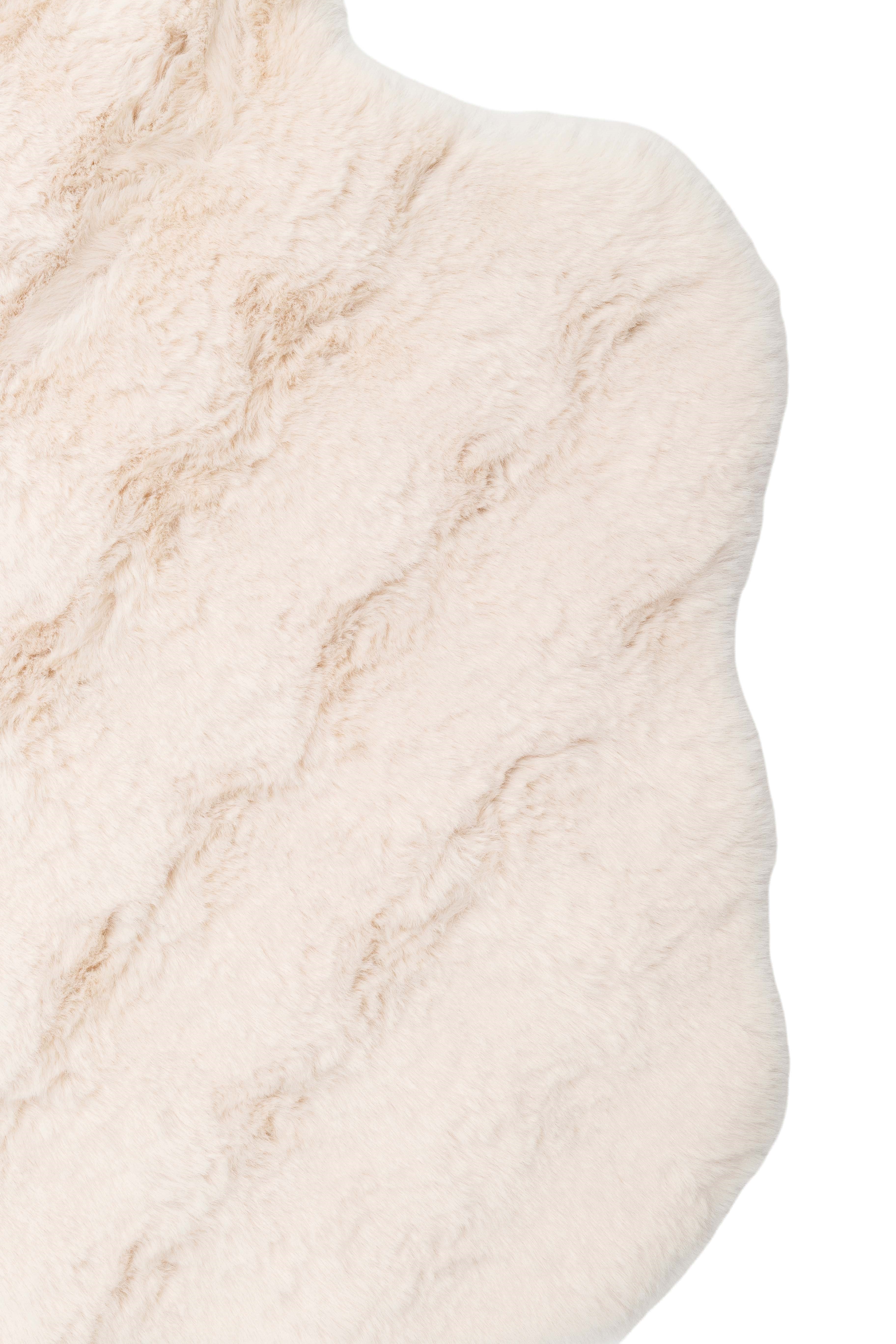 MOLLIS BUBBLE MLS BUBBLE QUARD L.BEIGE  Yumuşak Tuşeli Yıkanabilir Kaymaz Tabanlı Suni Kürk