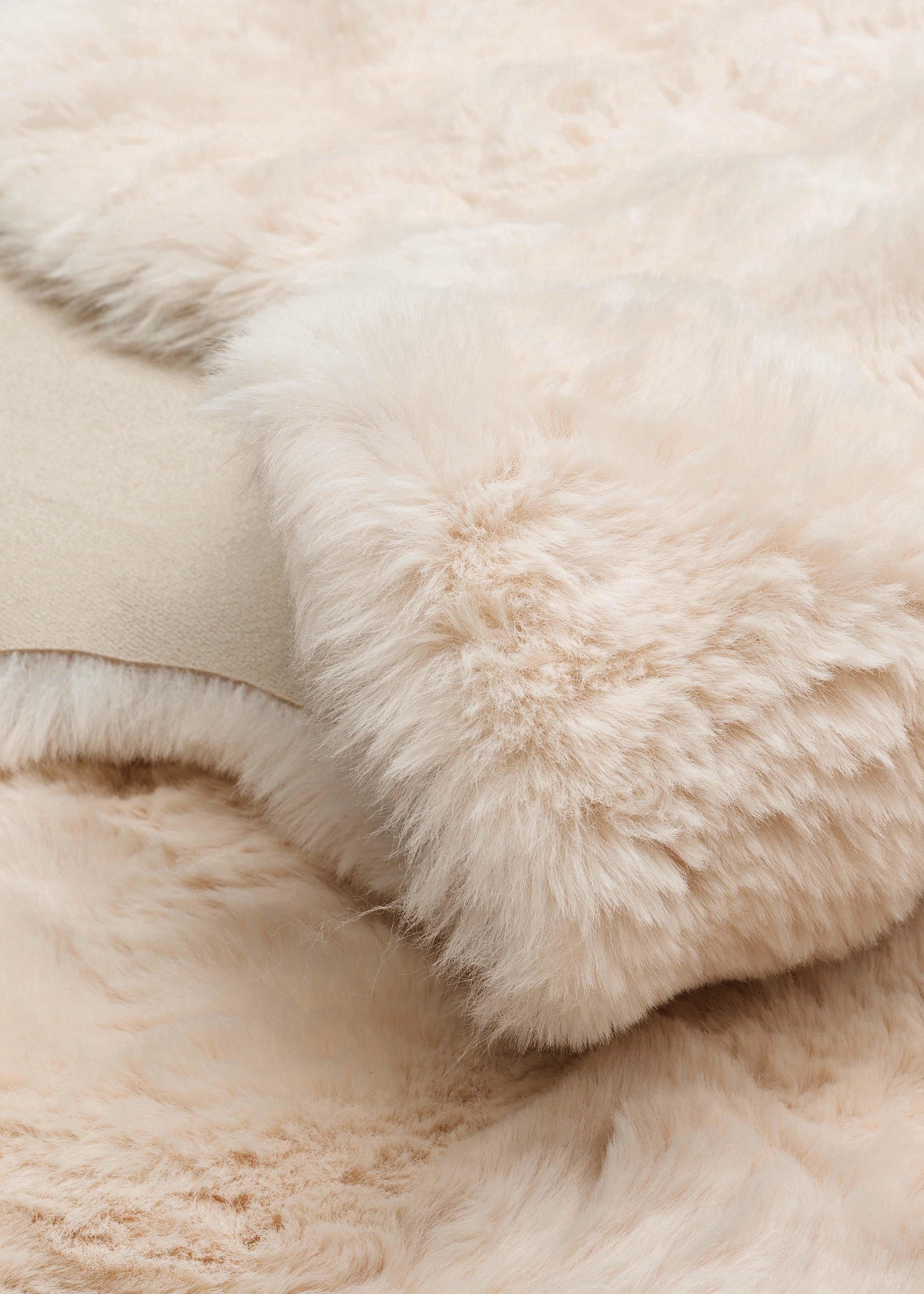 MOLLIS BUBBLE MLS BUBBLE QUARD L.BEIGE  Yumuşak Tuşeli Yıkanabilir Kaymaz Tabanlı Suni Kürk