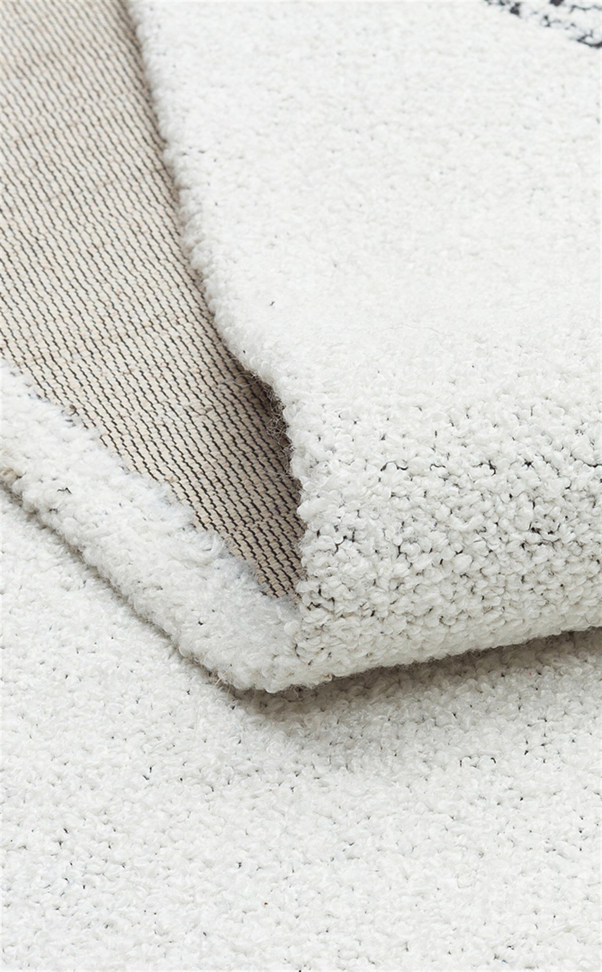 NEVADA NVD 03 WHITE BLACK  Özel Moroccon Tuşeli Hav Toz Vermez Kaymaz Tabanlı İnce Dokuma Modern Halı