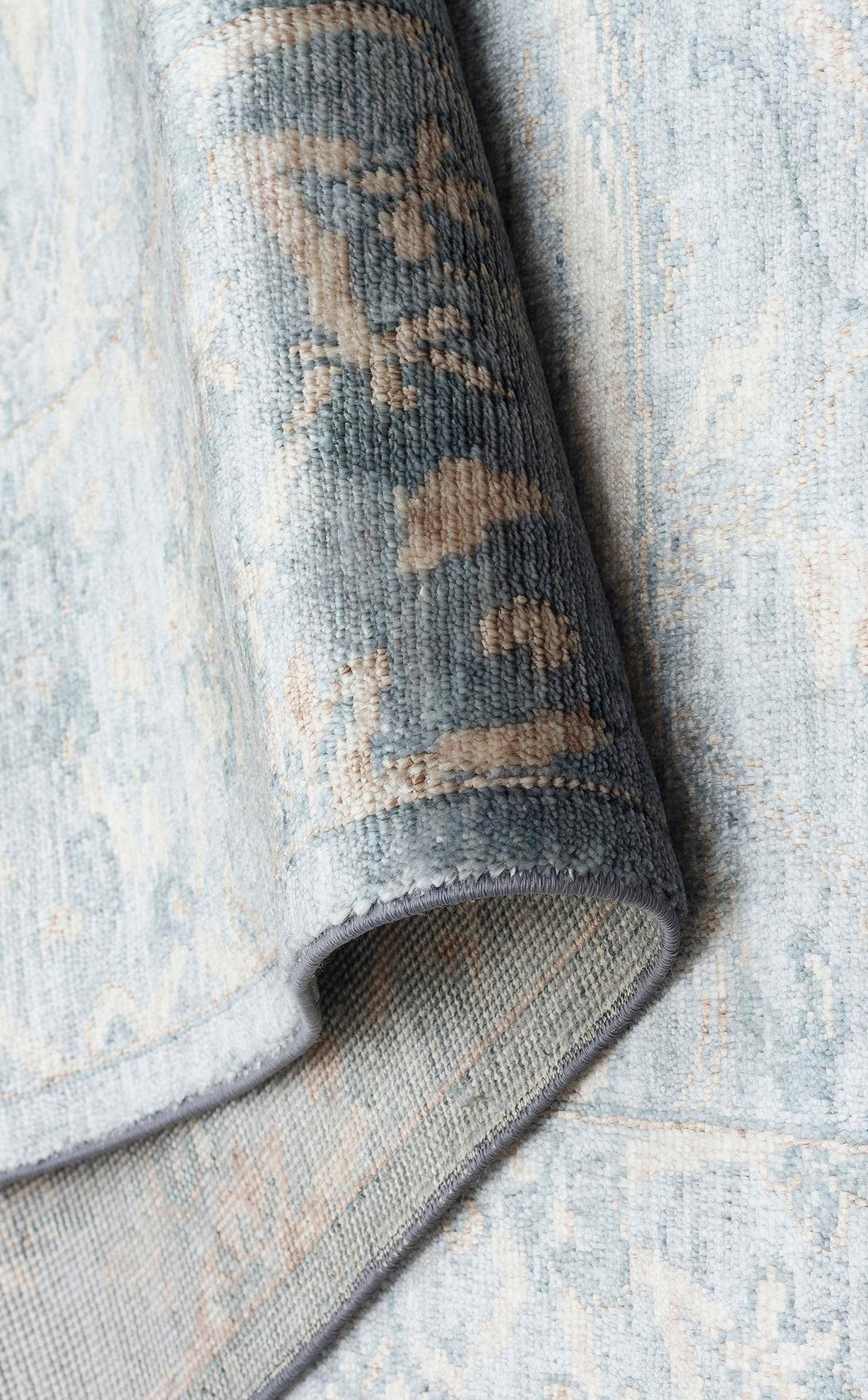 TAFTAN TF 07 SKY VIZON  Pakistan Overdyed Tarzı Özel Hav Vermeyen ve El Emeği ile Özel Tezgahlarda Üretilen Uşak Halısı