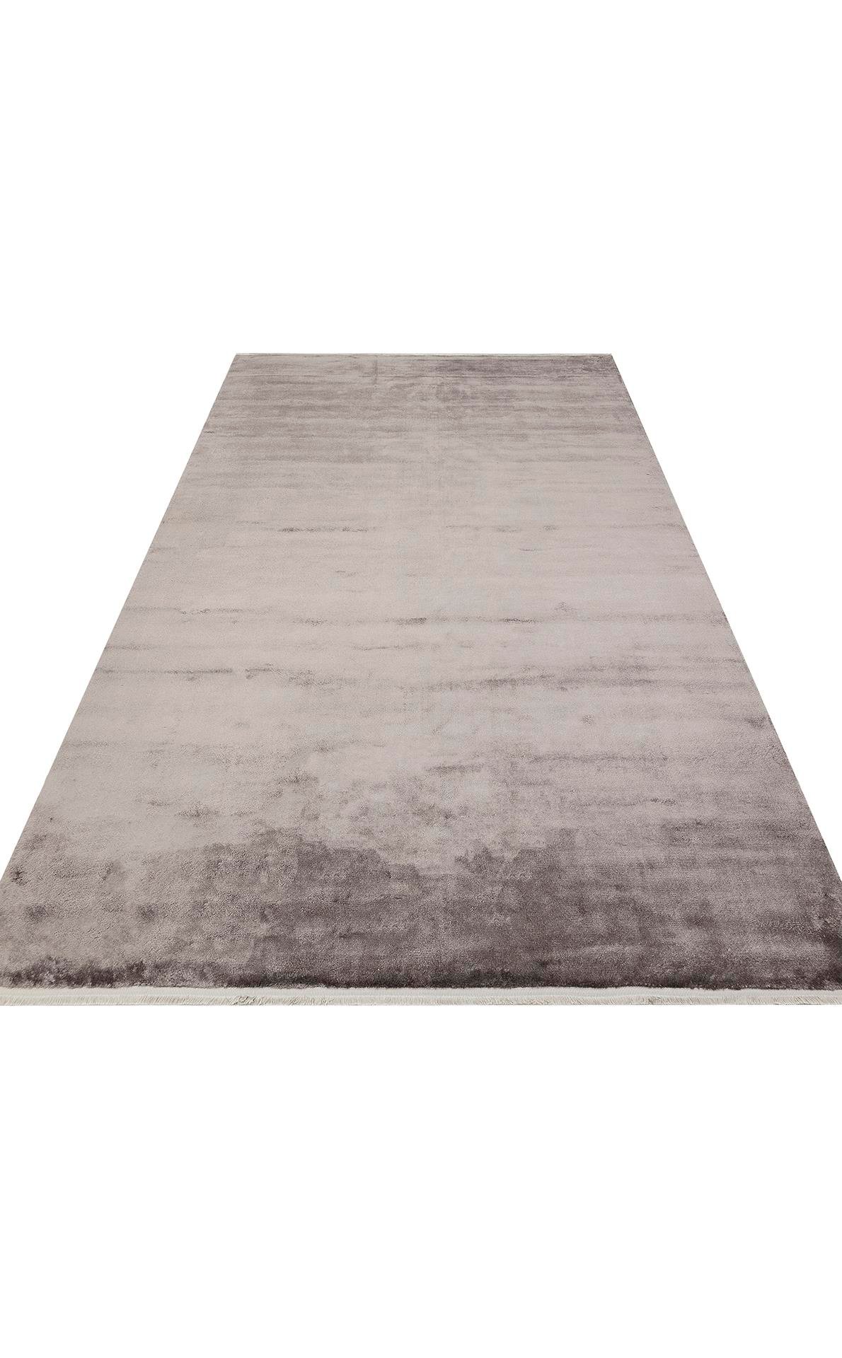 VELVET VT PLAIN D.GREY  Düz Renk El Emeği ile Özel Tezgahlarda Üretilen Viskon Uşak Halısı