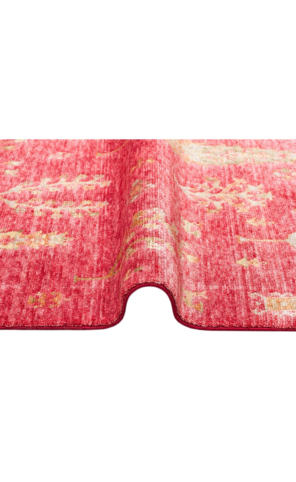 ZARA ZR 08 RED AUTUMN  Otantik Desenli Özel Hav Vermeyen ve Kolay Temizlenebilir Bambu Viskonu Kullanılarak El Emeği ile Özel Tezgahlarda Üretilen Modern Uşak Halısı