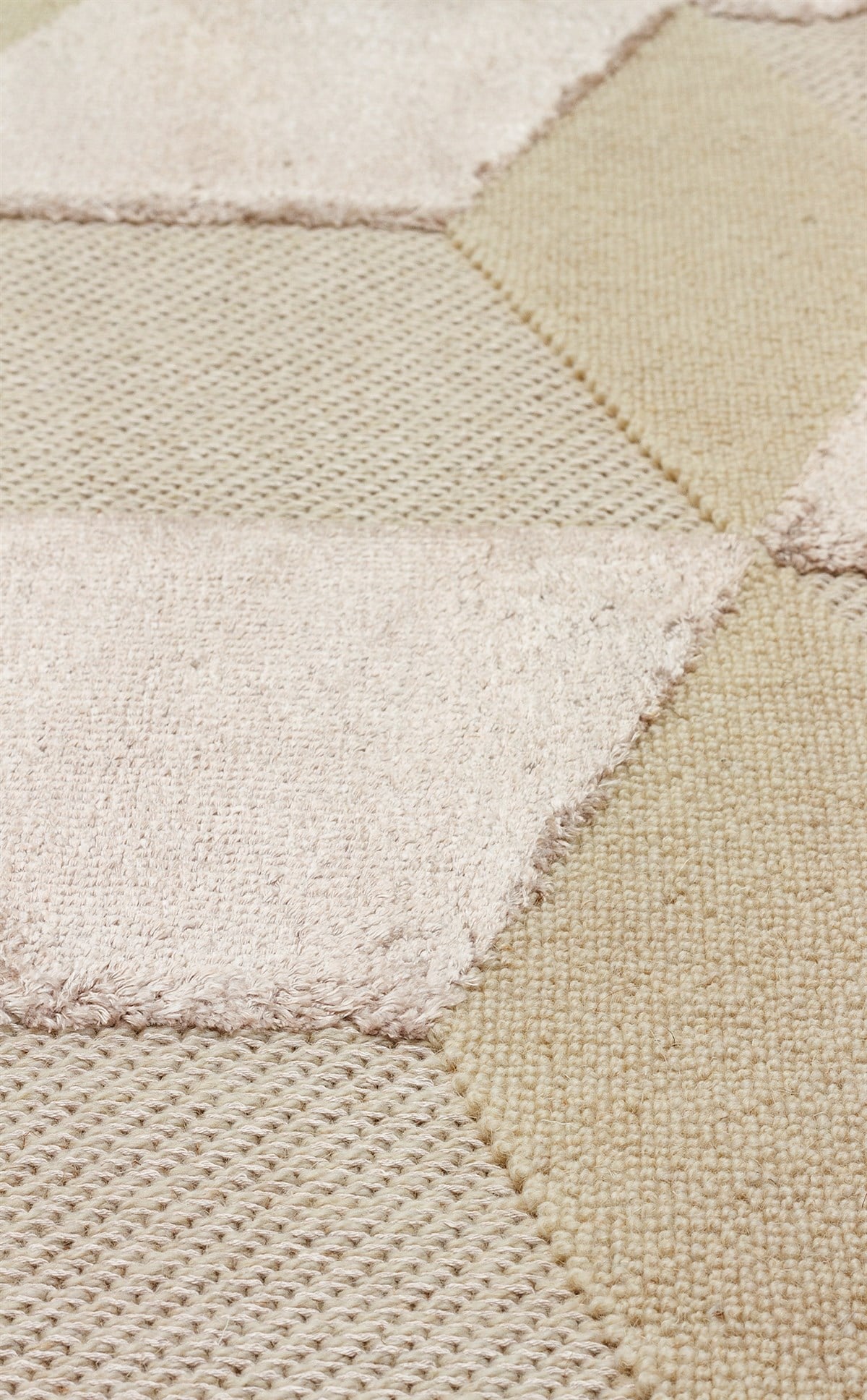 ZENITH DYED ZNT 05 BEIGE DYED  Yüksek Alçak Dokulu Naturel Yün ve Viskon Modern Dokuma Halı
