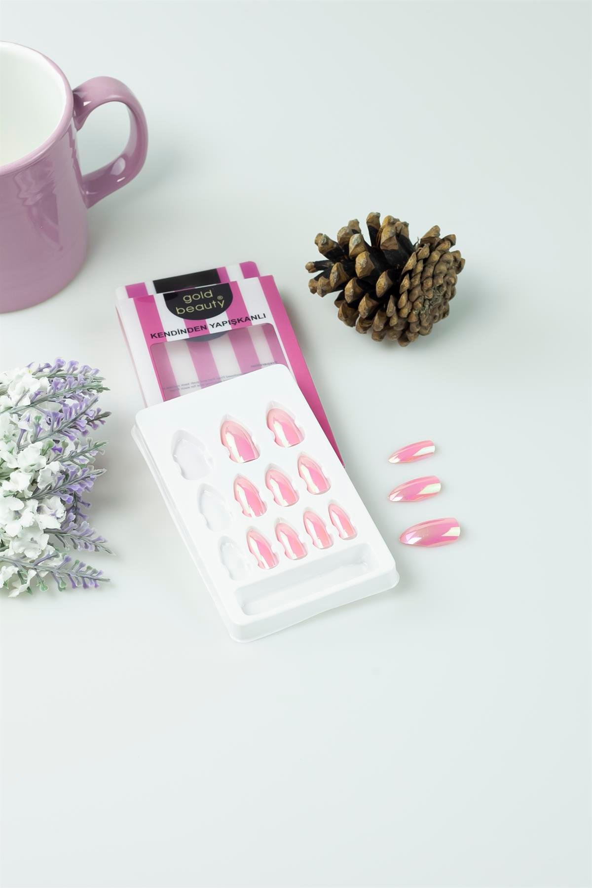 Gold Beauty Kendinden Yapışkanlı Takma Tırnak Metalik Pembe 2800