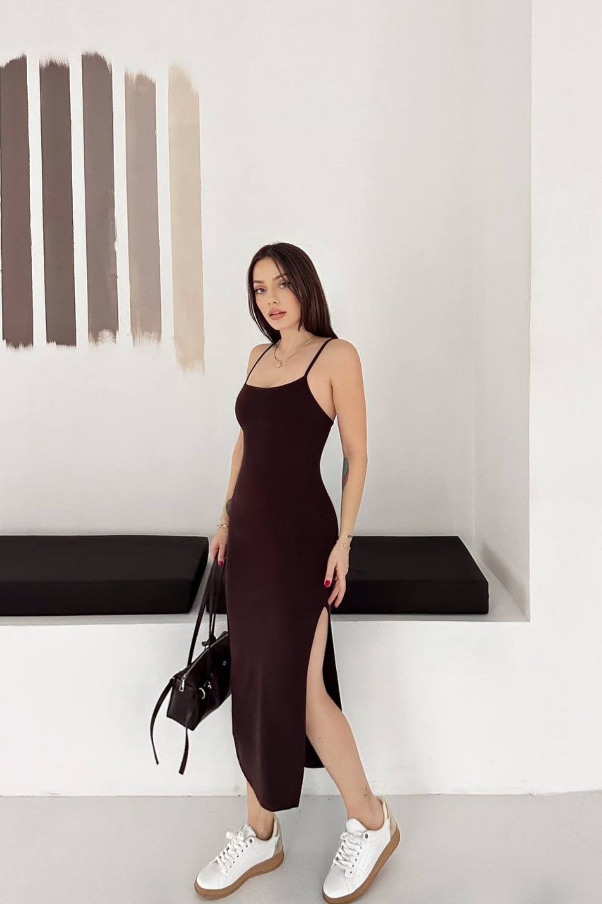 Tarz CoolElbiseTC-ELB-01-Kahverengi-LKadın Askılı Uzun Elbise Slim Fit Vücuda Oturan Yırtmaçlı