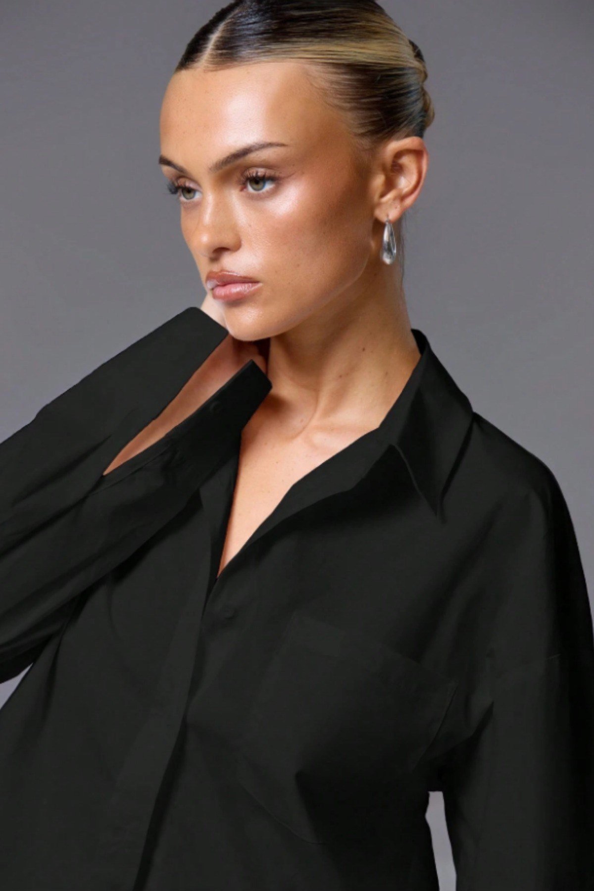 Tarz CoolGömlekKGM-OVR-002-Siyah-LKadın Oversize Gömlek Uzun Kollu Basic Salaş Kesim Poplin Trend Şık Günlük Gömlek