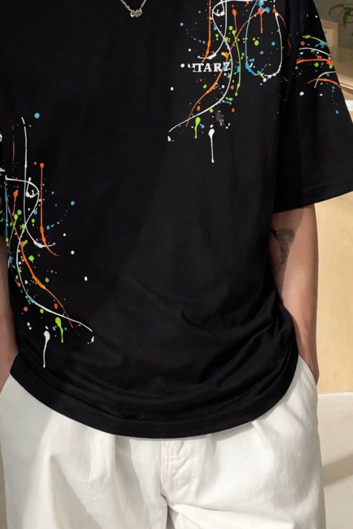 Tarz CoolT-shirtTSH-OVR-ART01-SY-LErkek Oversize Baskılı Tişört – Renkli Boya Desenli Modern Streetwear