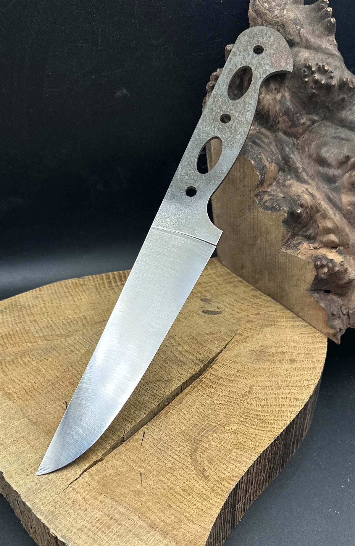 N690 Kurban ( Kafa- Orta Boy) Bıçağı Profili