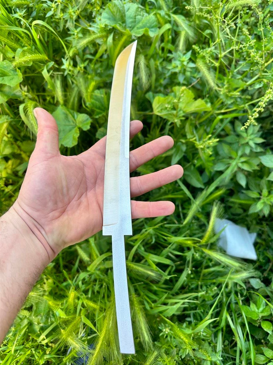 N690 Wakizashi Profil