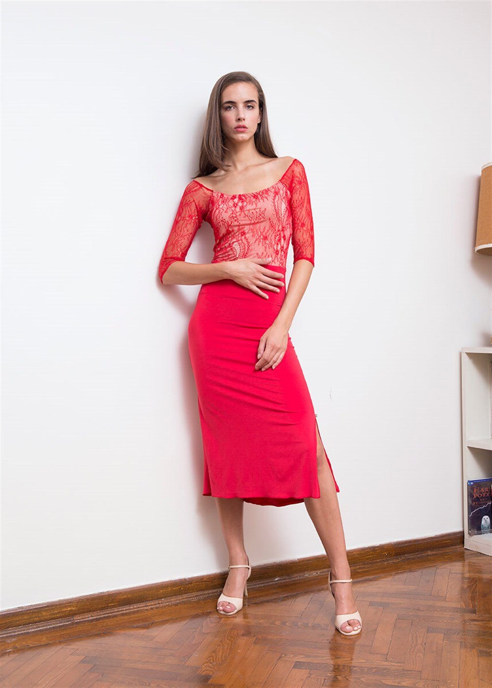 Kırmızı Dantelli Elbise