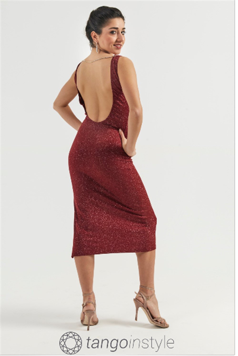 V Yaka Sırtı Açık Simli Elbise