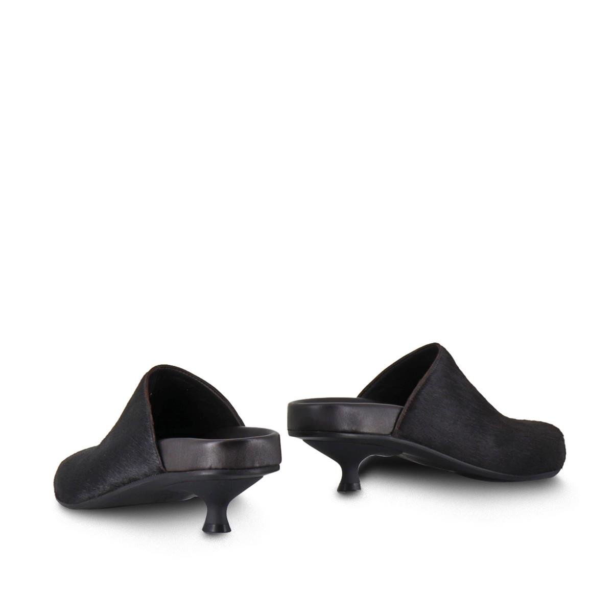 POEVEKFT04POEVE N46 CAVALLINO NERO (Siyah Tüylü)