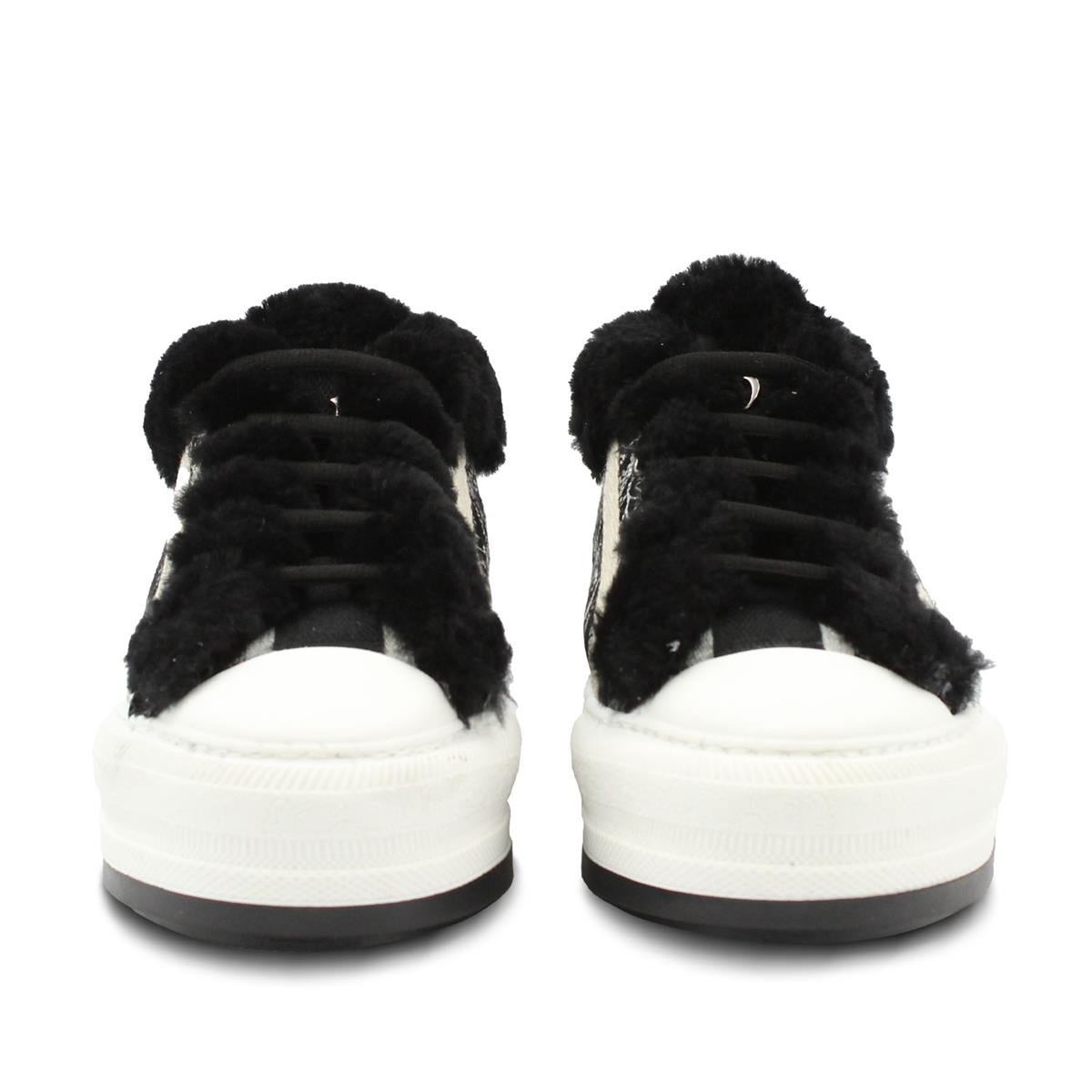 VARIO24K136VARIO SIYAH KUMAŞ (Black Fabric)