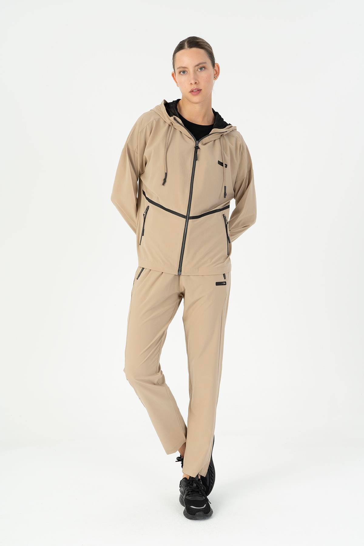 Maraton Active Comfort Kadın Kapşonlu  Düşük Kol Training Açık Vizon Tracktop 23265