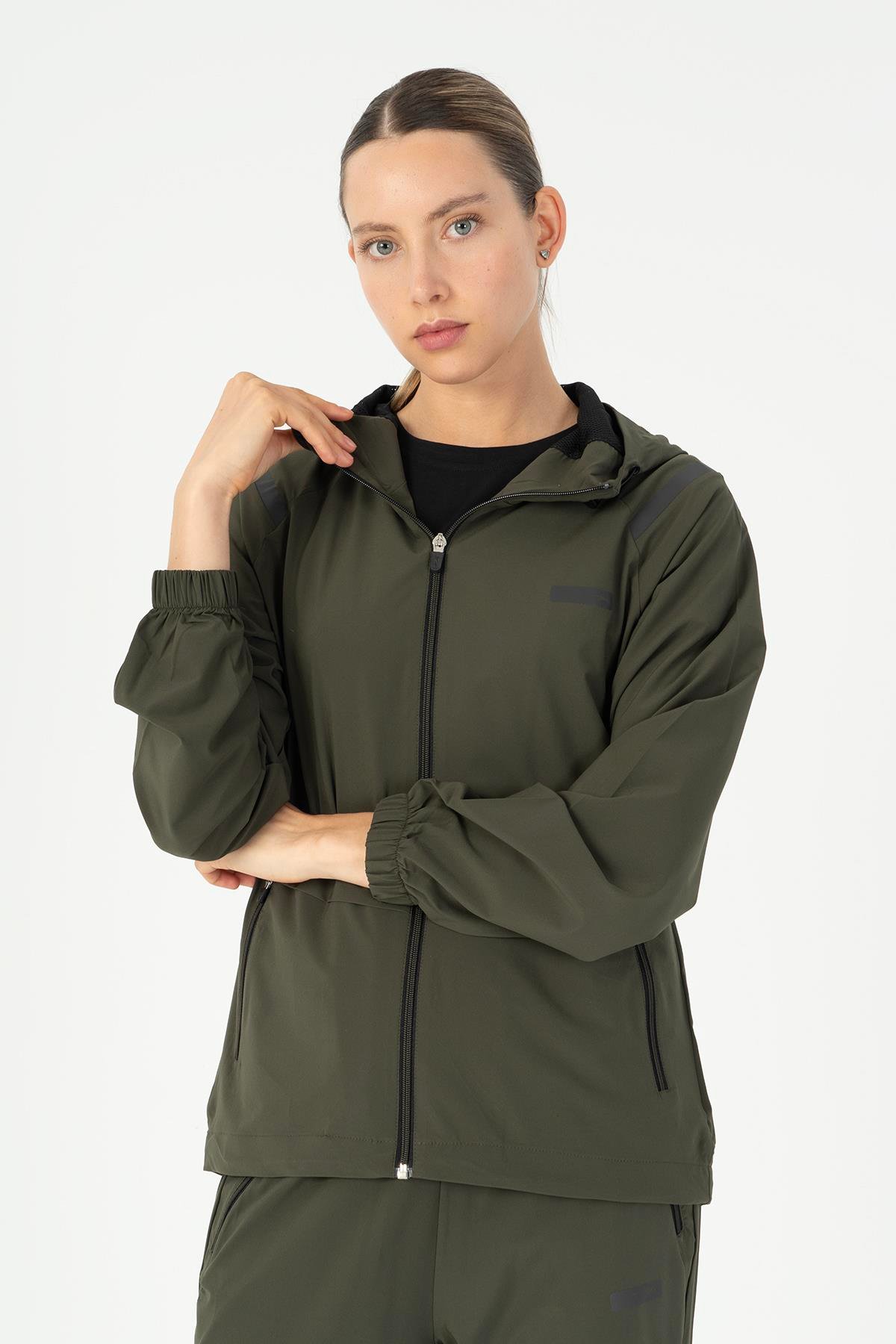 Maraton Active Regular Kadın Kapşonlu  Reglan Kol RUN Açık Haki Tracktop 23198