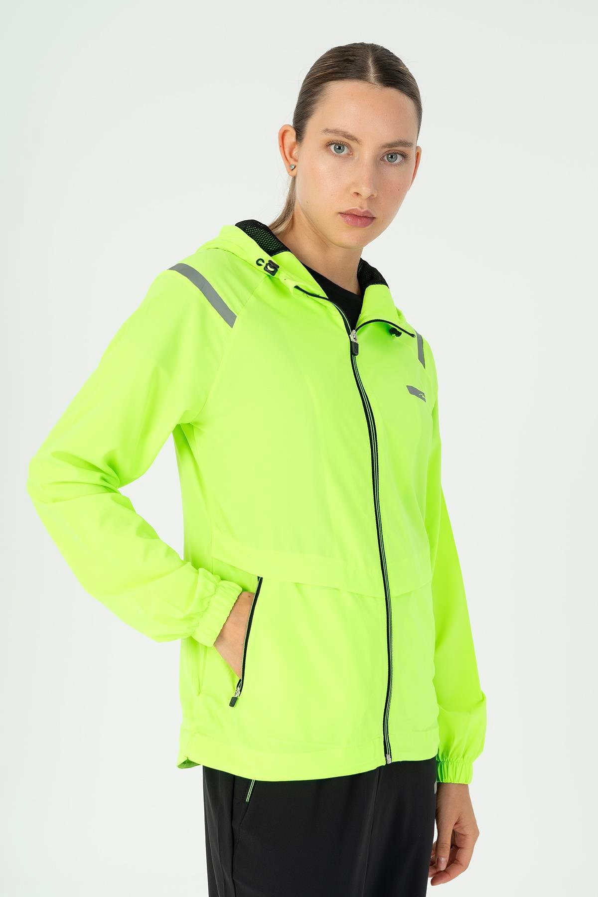 Maraton Active Regular Kadın Kapşonlu  Reglan Kol RUN Neon Yeşil Tracktop 23198