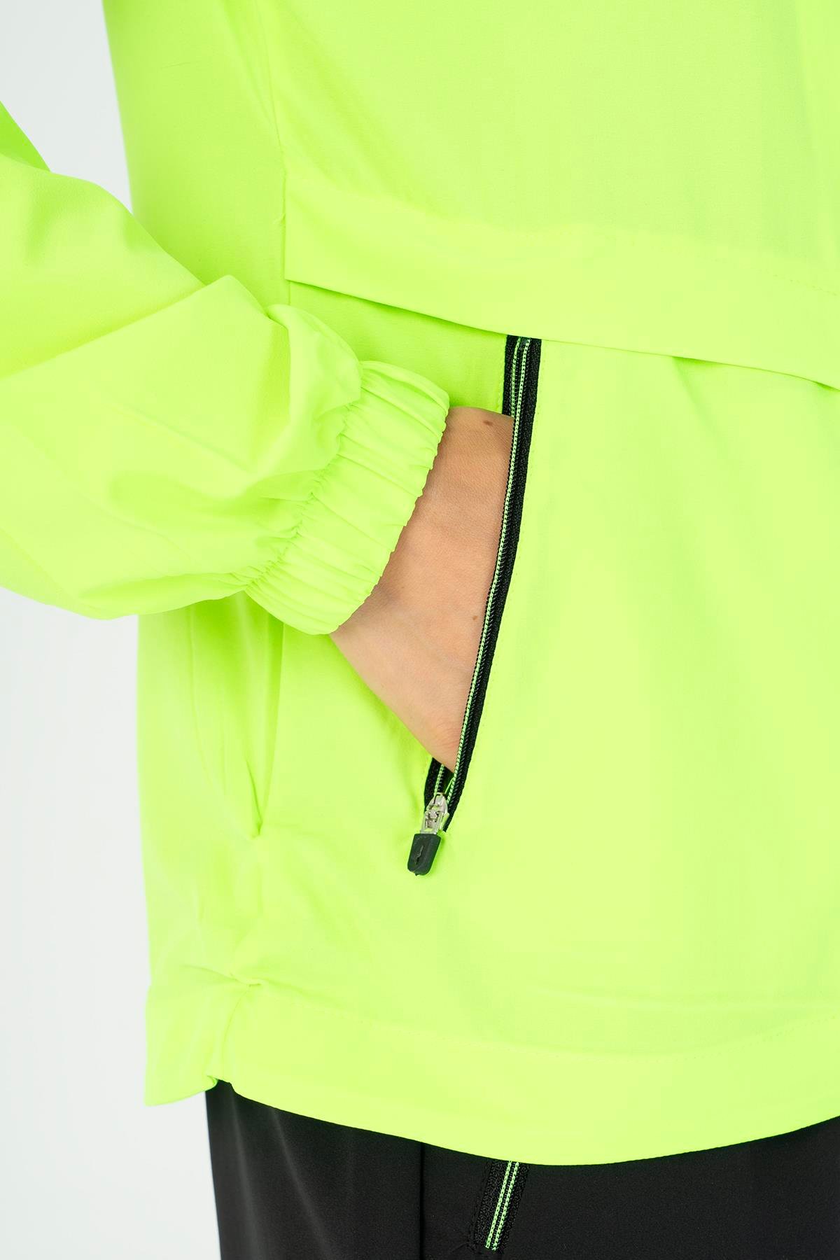 Maraton Active Regular Kadın Kapşonlu  Reglan Kol RUN Neon Yeşil Tracktop 23198