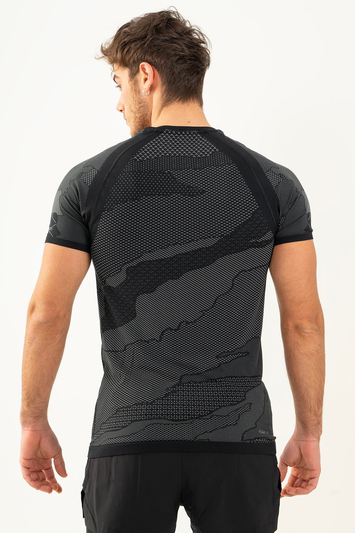 Maraton Active SlimFit Erkek Bisiklet Yaka  Kısa Kol Koşu T-shirt 821079
