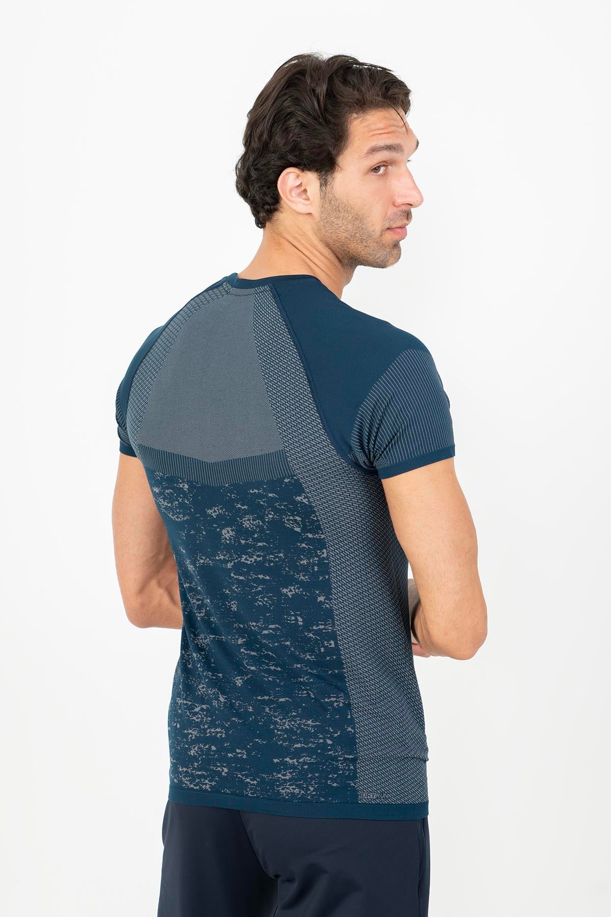 Maraton Active SlimFit Erkek Bisiklet Yaka  Kısa Kol Koşu T-shirt 821078