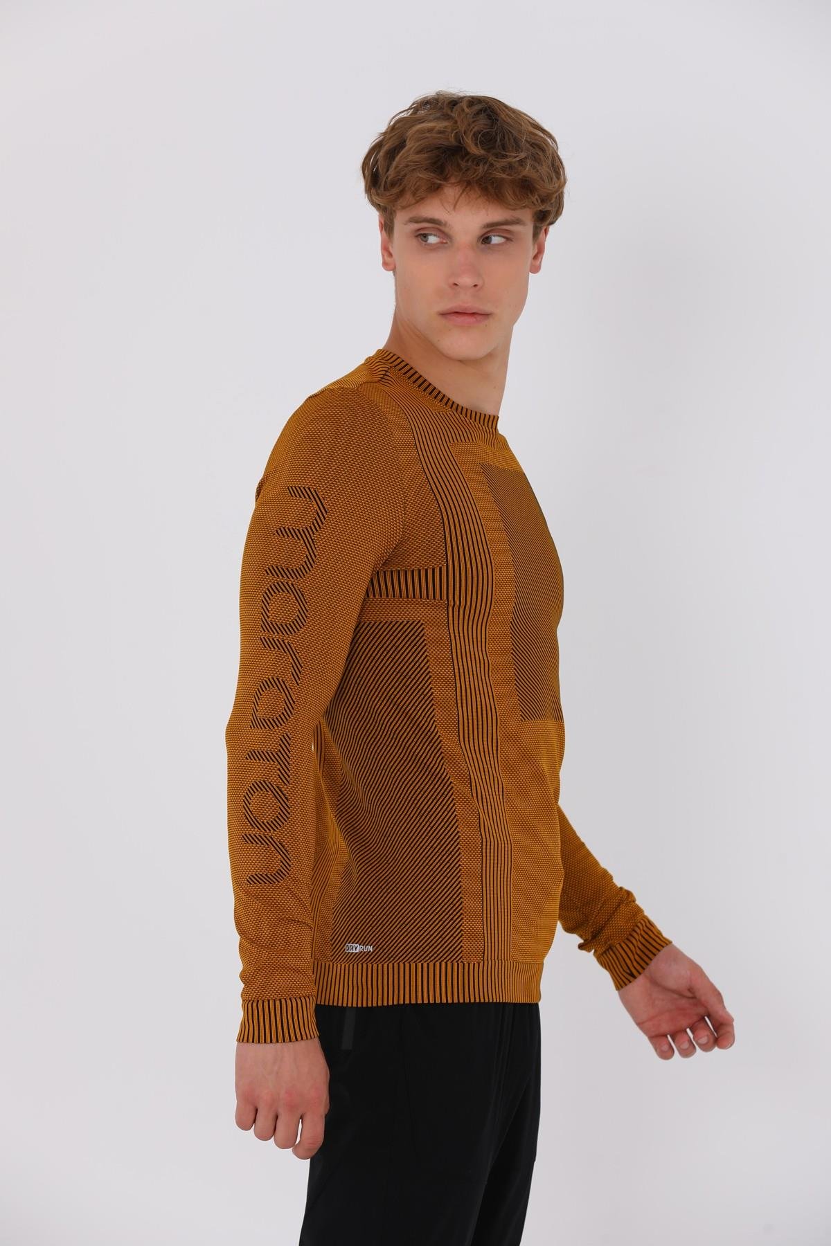 Maraton Active SlimFit Erkek Bisiklet Yaka  Uzun Kol Spor Sweatshirt 826023