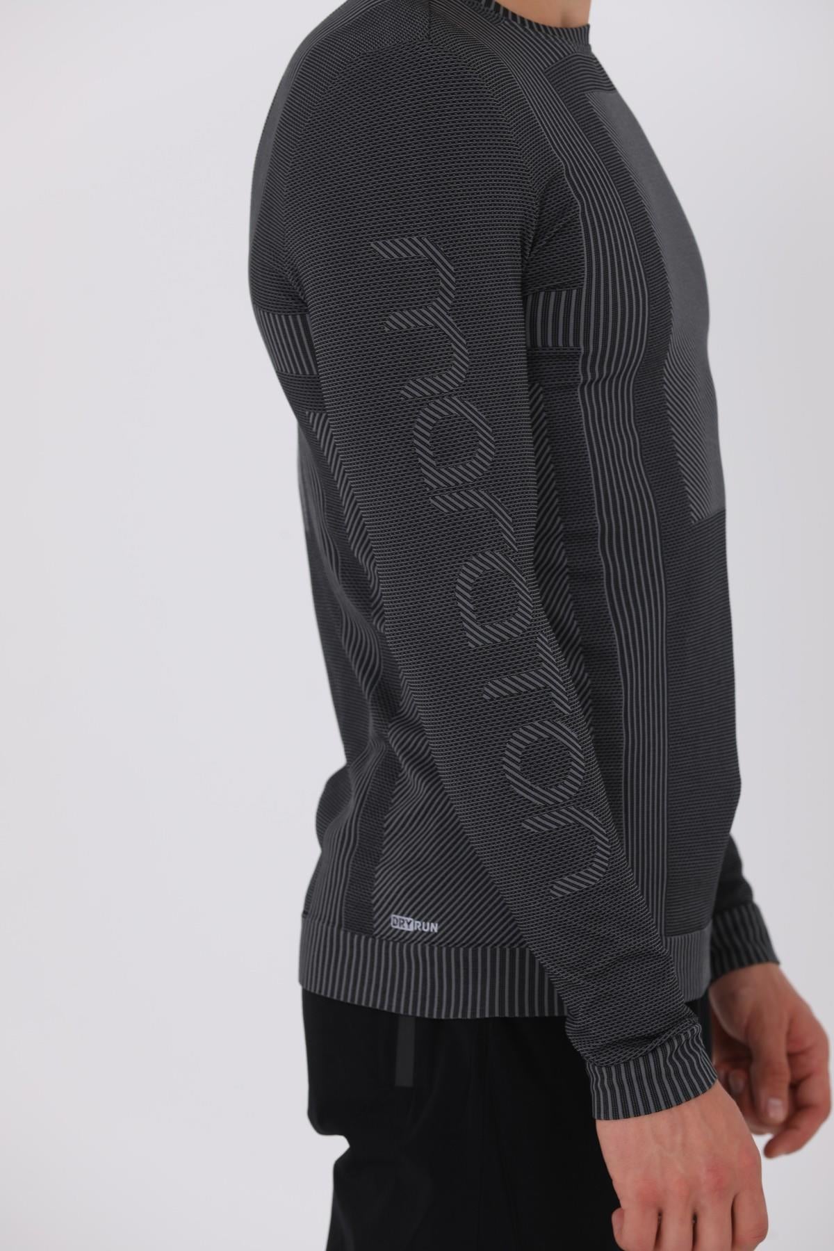 Maraton Active SlimFit Erkek Bisiklet Yaka  Uzun Kol Spor Sweatshirt 826023