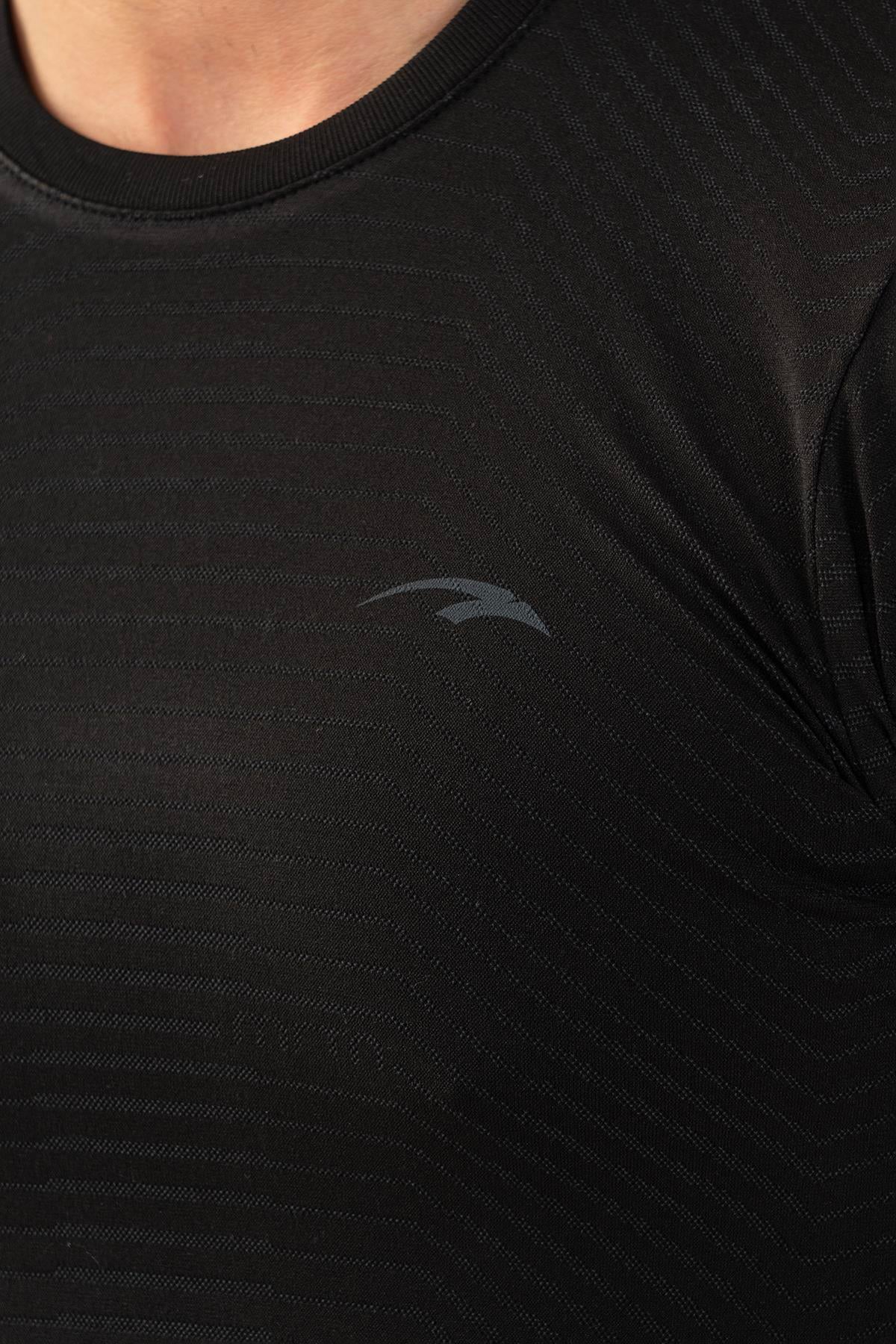 Maraton Active SlimFit Erkek Bisiklet Yaka  Kısa Kol Koşu T-shirt 821072
