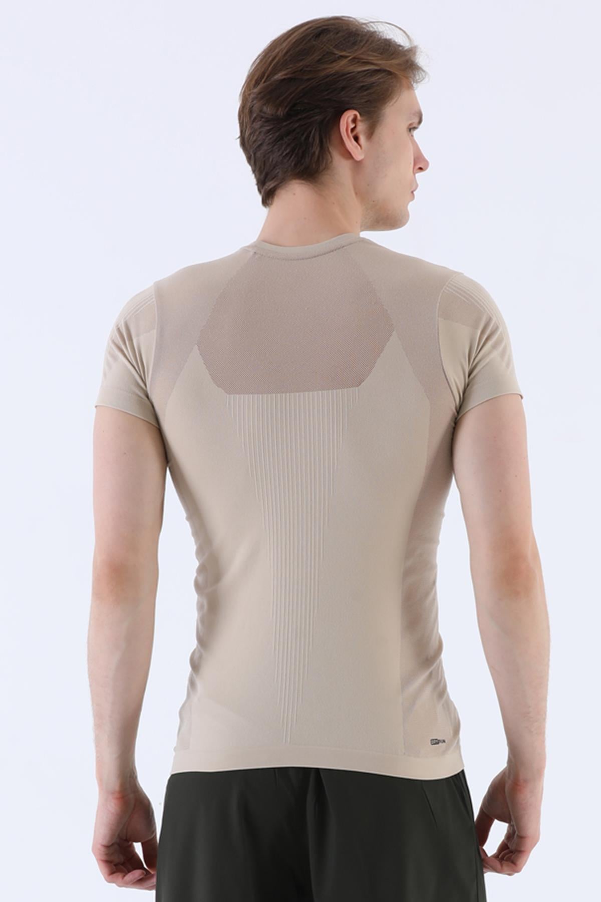 Maraton Active SlimFit Erkek Bisiklet Yaka  Kısa Kol Koşu T-shirt 821070