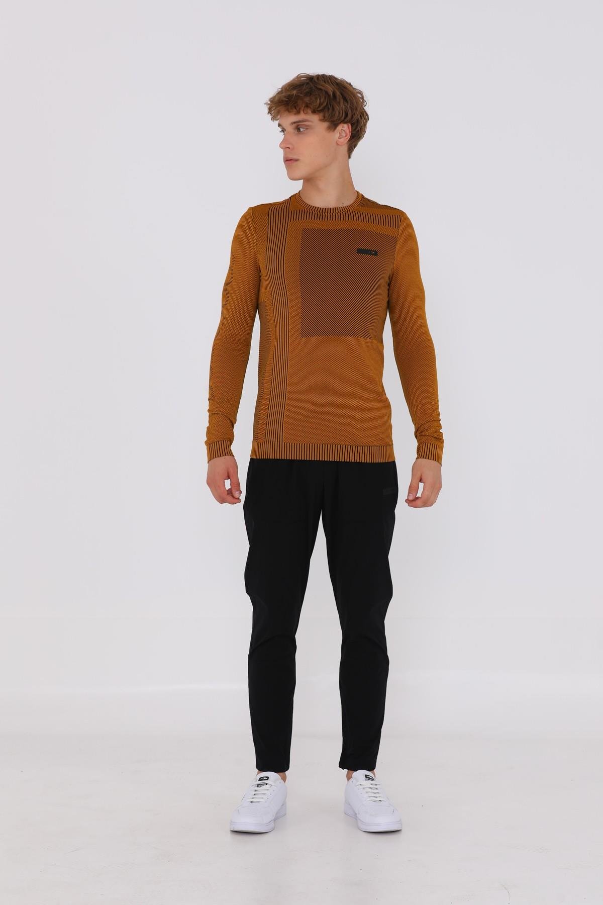 Maraton Active SlimFit Erkek Bisiklet Yaka  Uzun Kol Spor Sweatshirt 826023