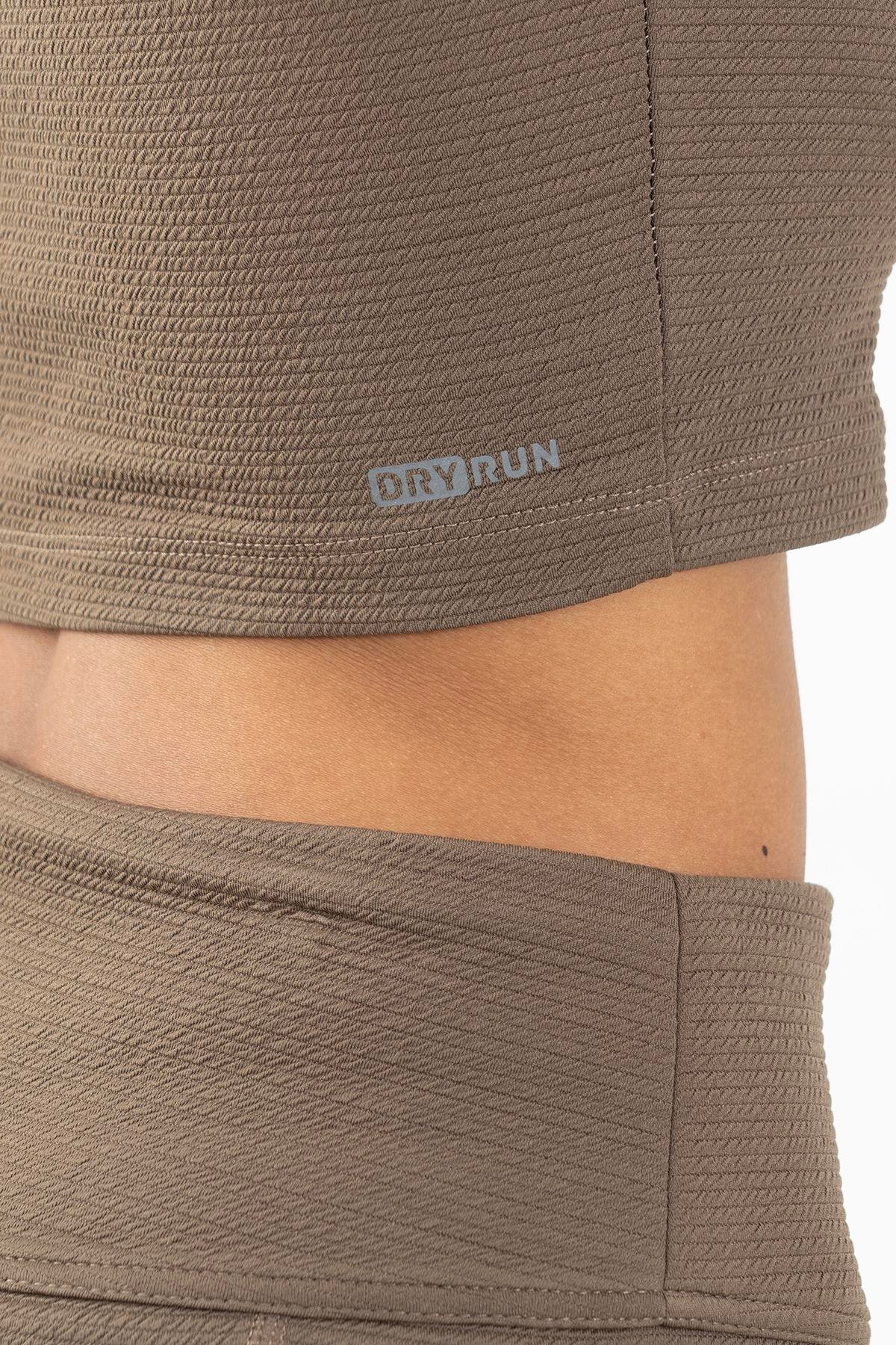 Maraton Active SlimFit Kadın Balıkçı Yaka  Kolsuz Koşu Crop Top 22257