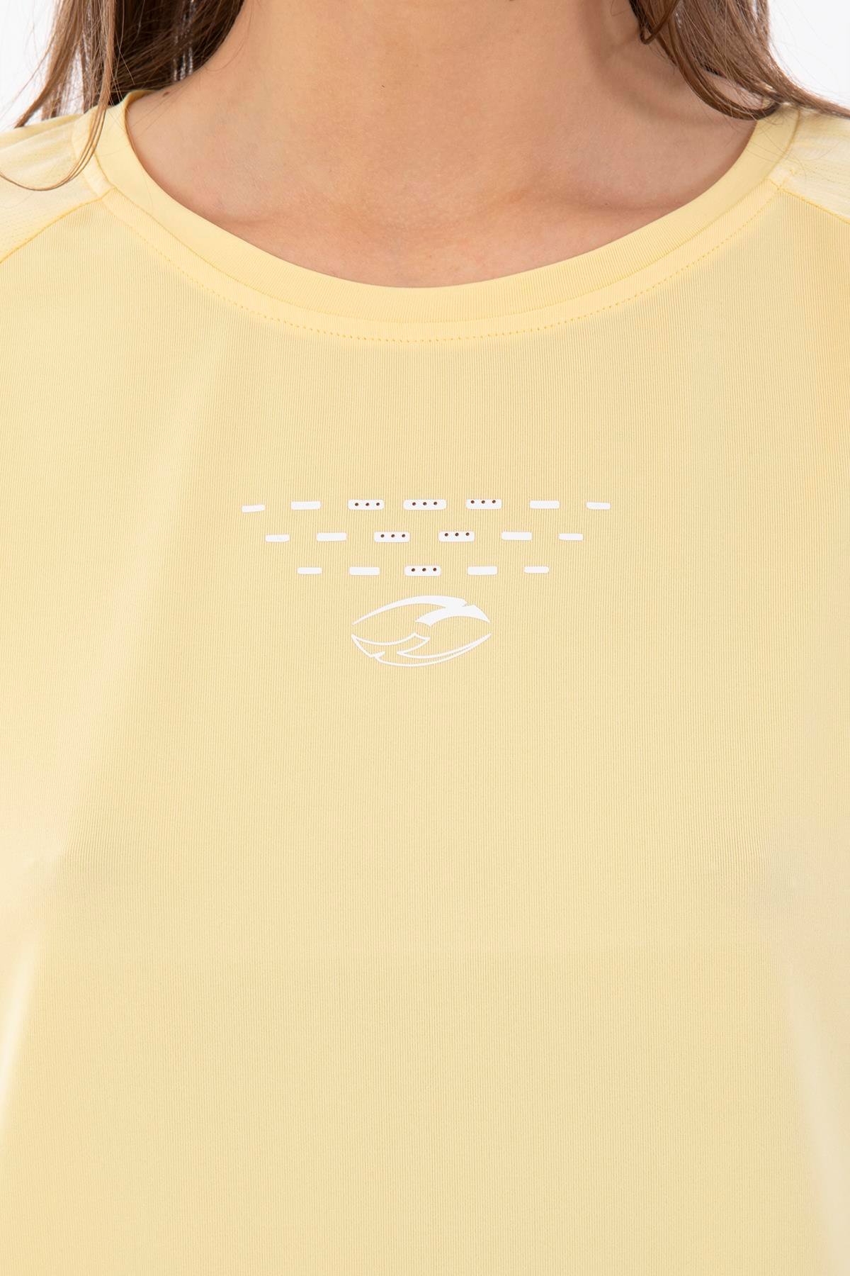 Maraton Active SlimFit Kadın Bisiklet Yaka  Düşük Kol Training T-shirt 21152