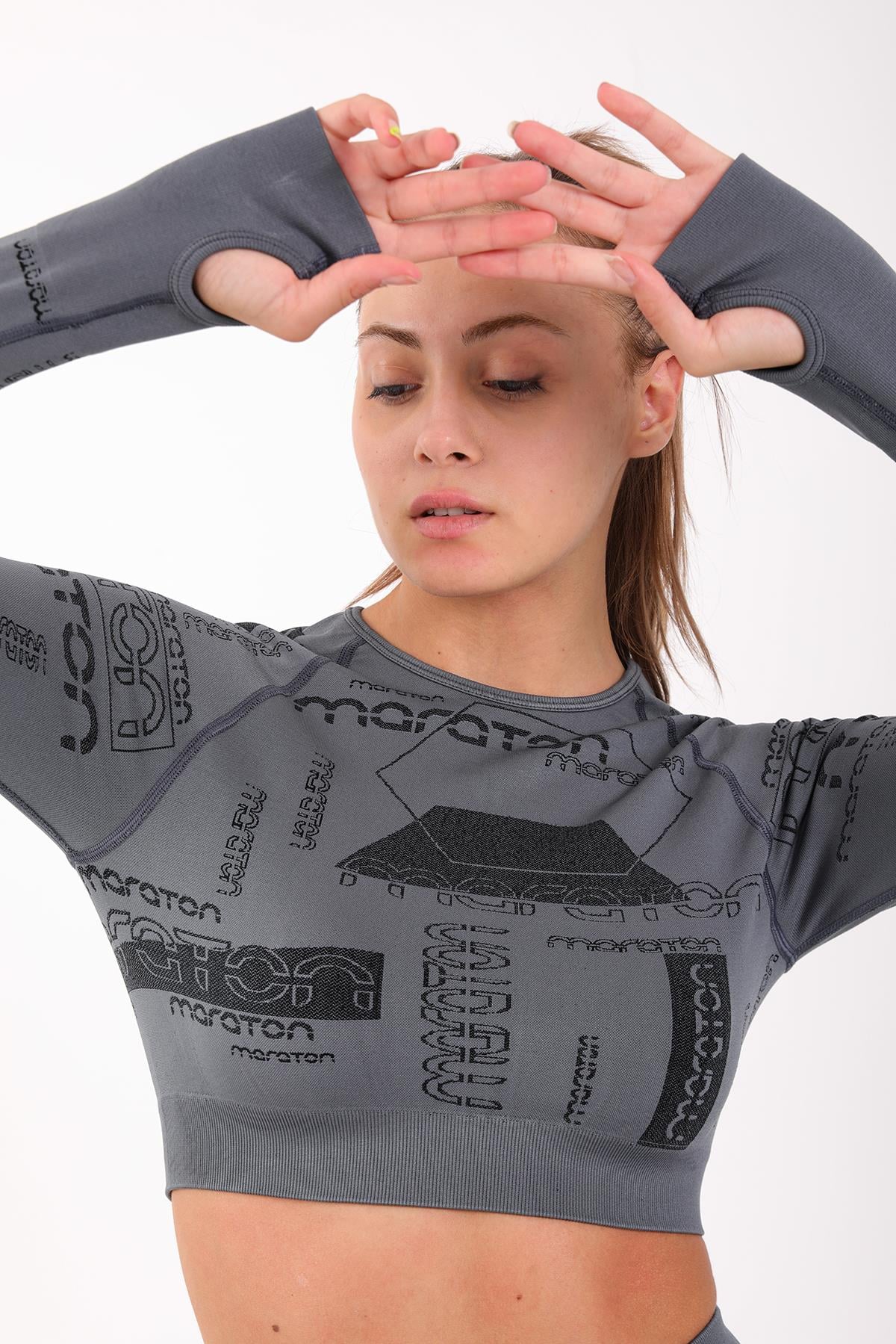 Maraton Active SlimFit Kadın Bisiklet Yaka  Uzun Kol Koşu Crop Top 816025