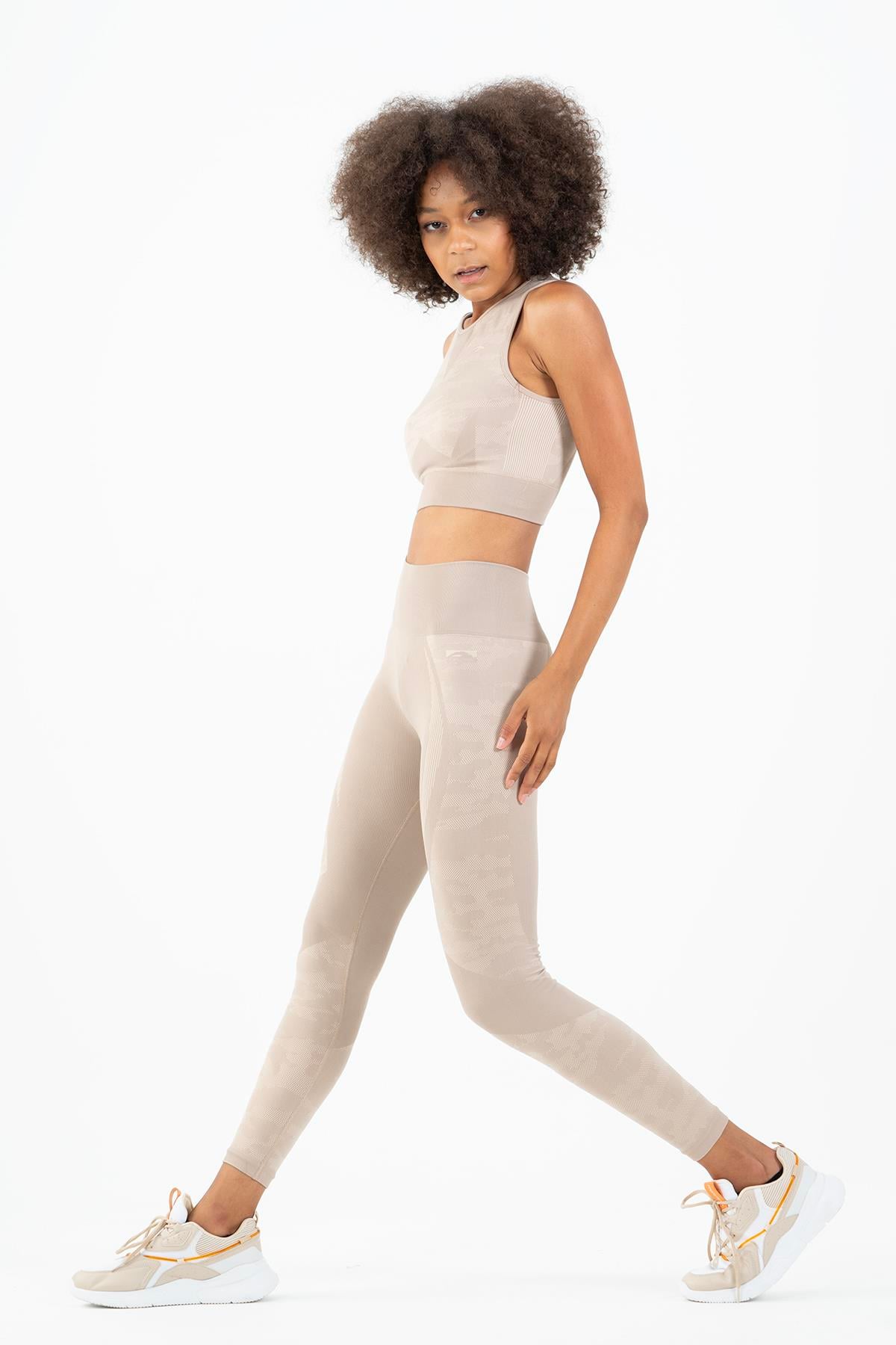 Maraton Active SlimFit Kadın Bisiklet Yaka  Kolsuz Fitness Bra 813054