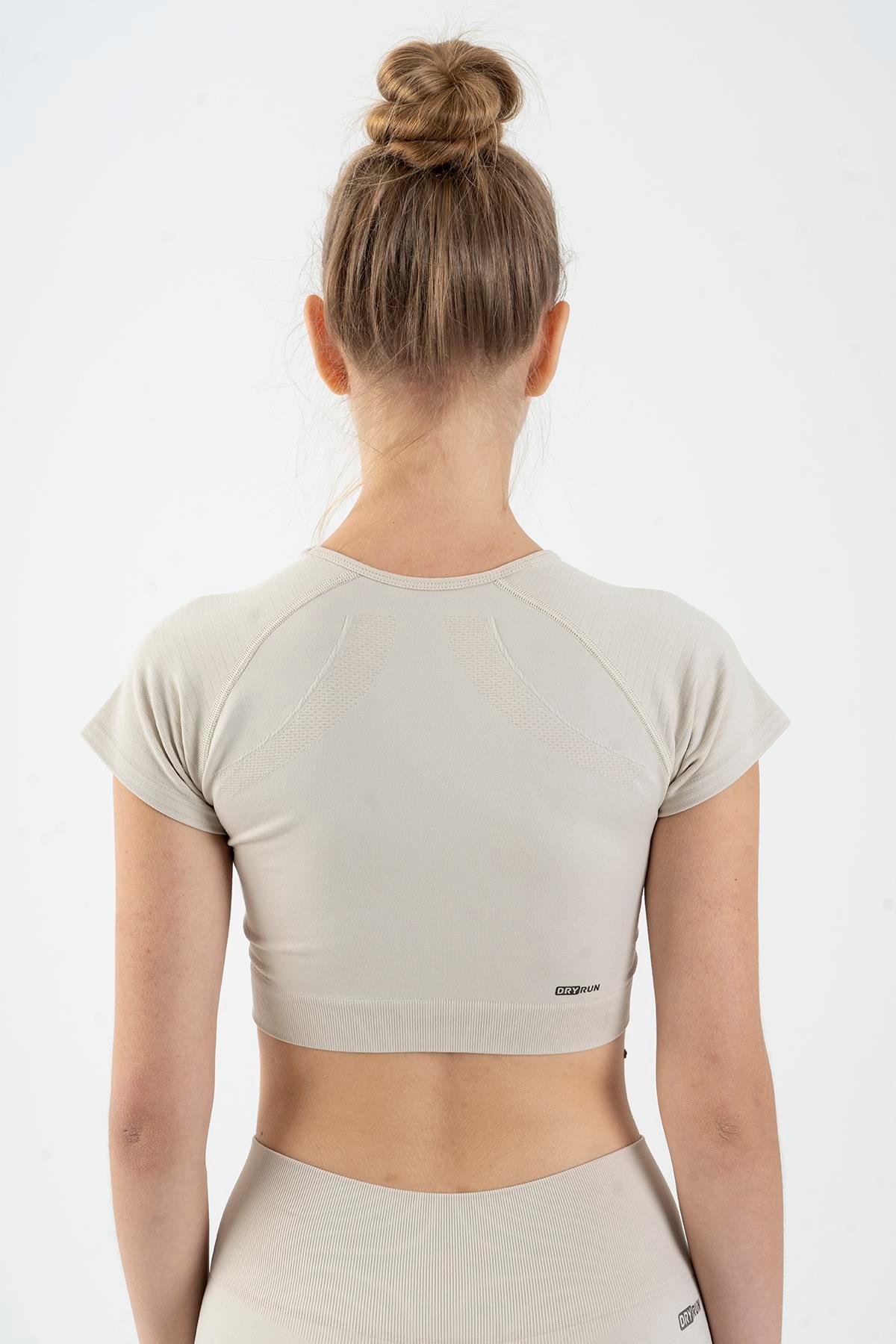 Maraton Active SlimFit Kadın Bisiklet Yaka  Kısa Kol Koşu Kil Rengi Crop Top 811038