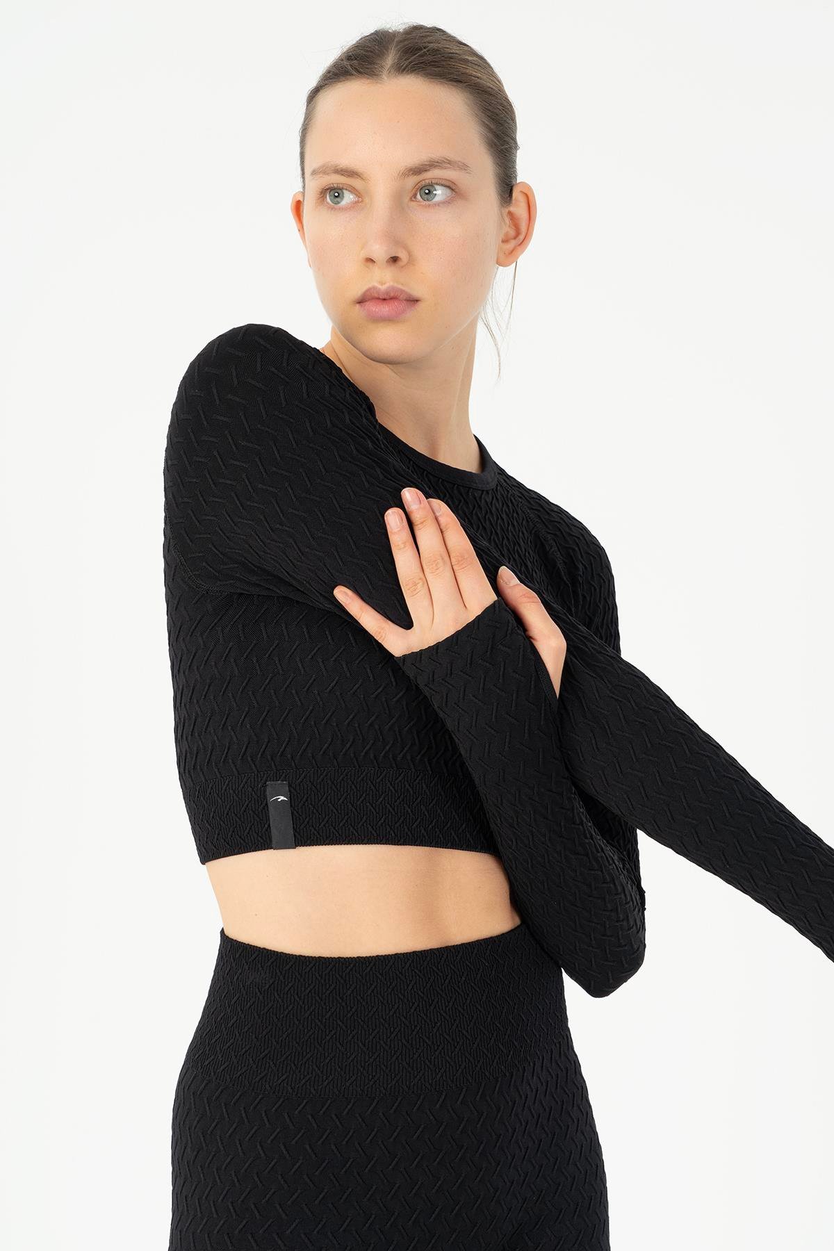 Maraton Active SlimFit Kadın Bisiklet Yaka  Reglan Kol Koşu Siyah Crop Top 816026