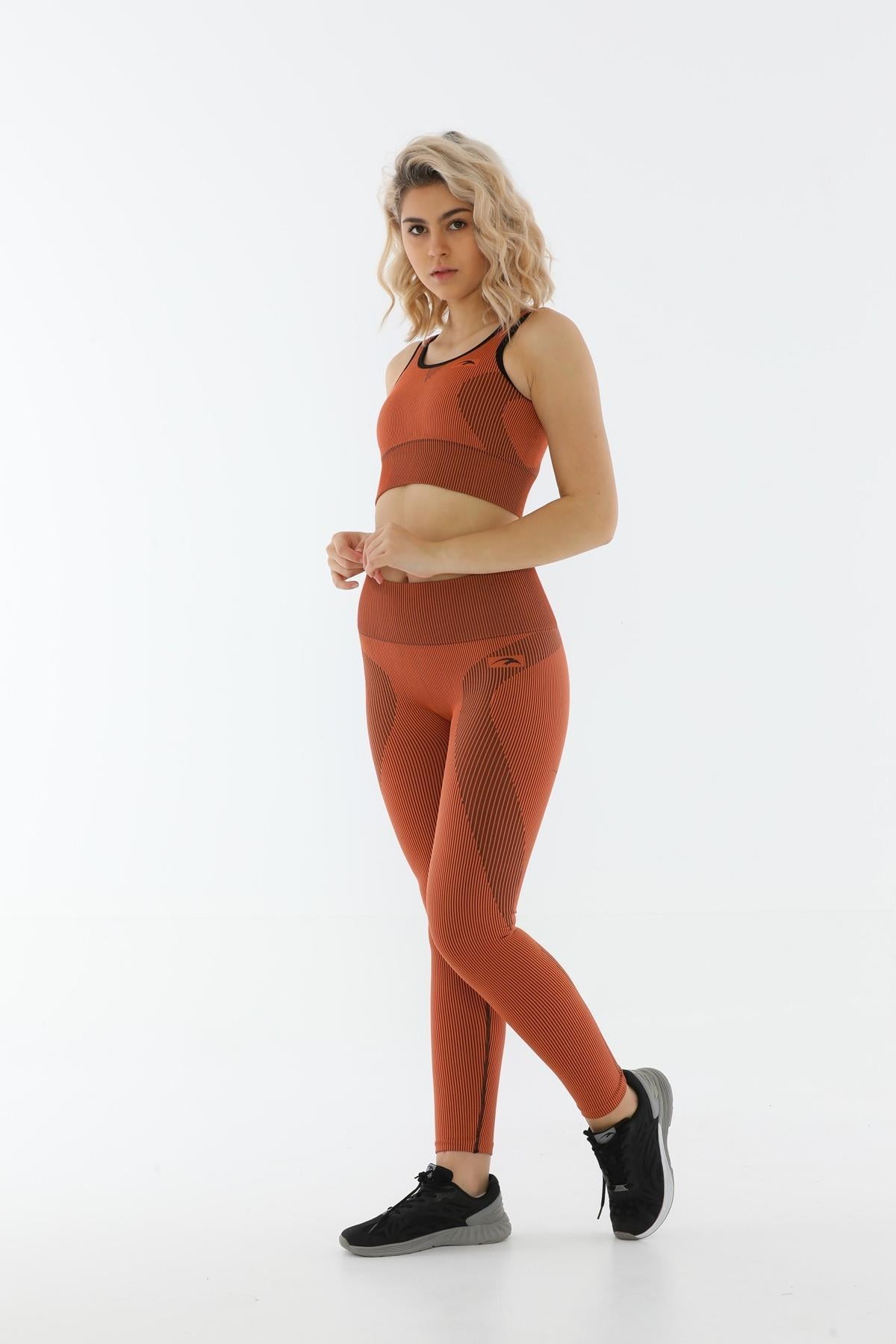 Maraton Active SlimFit Kadın Bisiklet Yaka  Kolsuz Spor Bra 813055