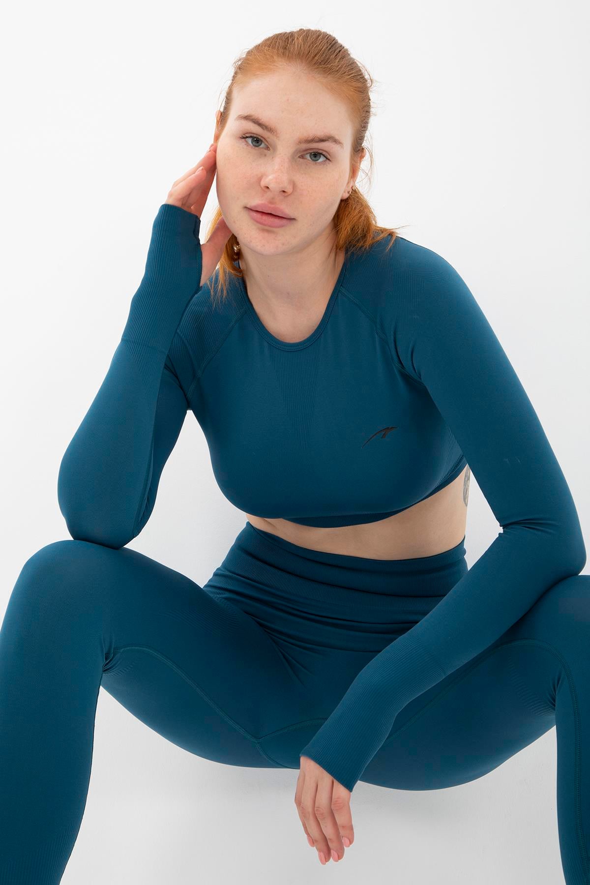 Maraton Active SlimFit Kadın Bisiklet Yaka  Uzun Kol Training Crop Top 816005