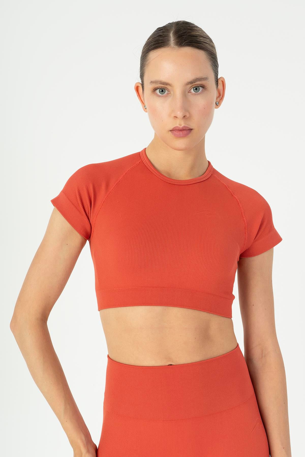 Maraton Active SlimFit Kadın Bisiklet Yaka  Kısa Kol Koşu Kiremit Crop Top 811039