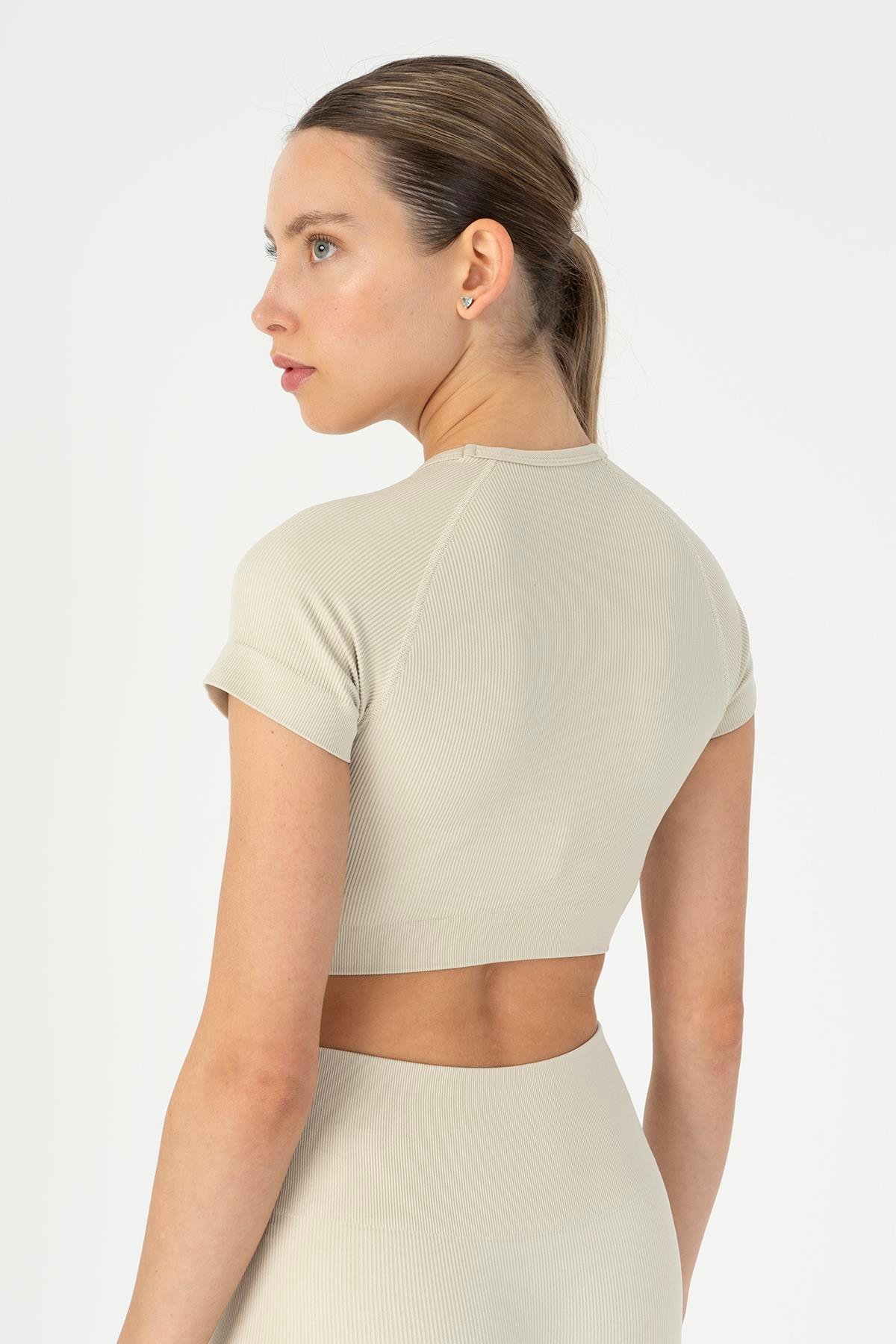 Maraton Active SlimFit Kadın Bisiklet Yaka  Kısa Kol Koşu Kil Rengi Crop Top 811039