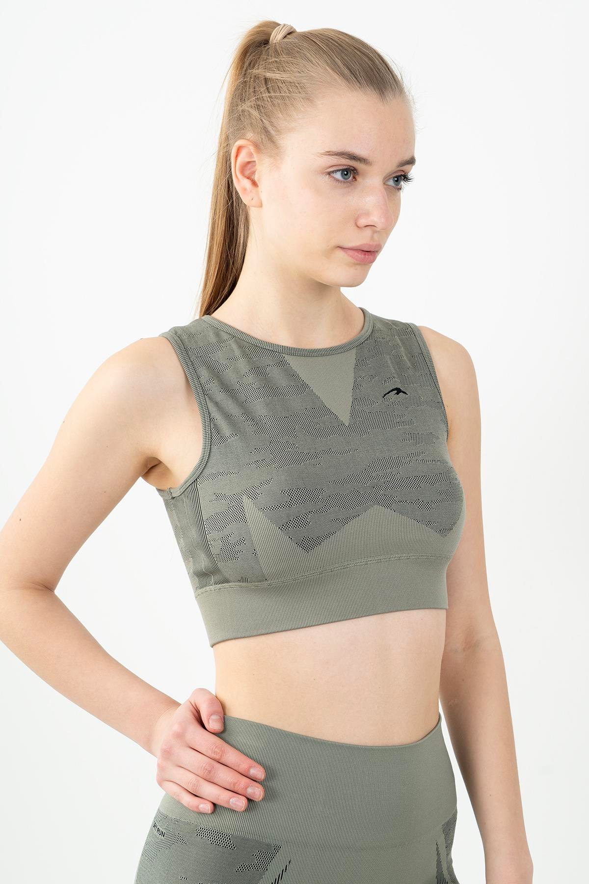 Maraton Active SlimFit Kadın Bisiklet Yaka  Kolsuz Fitness Bra 813054