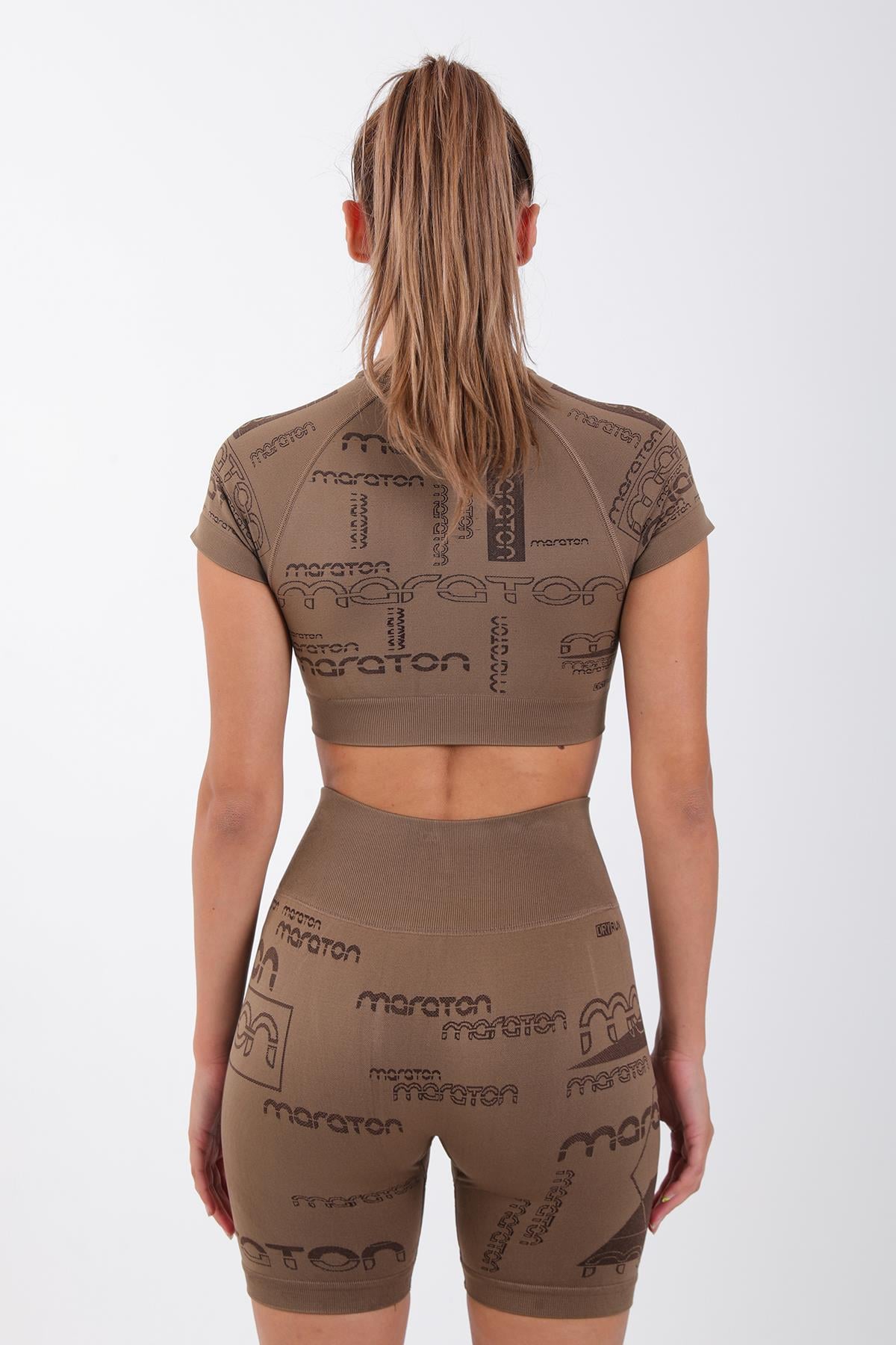 Maraton Active SlimFit Kadın Bisiklet Yaka  Kısa Kol Koşu Crop Top 811037