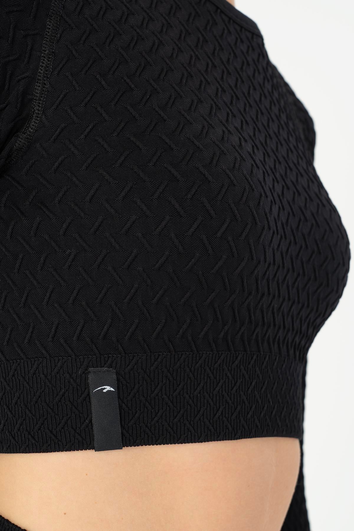 Maraton Active SlimFit Kadın Bisiklet Yaka  Reglan Kol Koşu Siyah Crop Top 816026